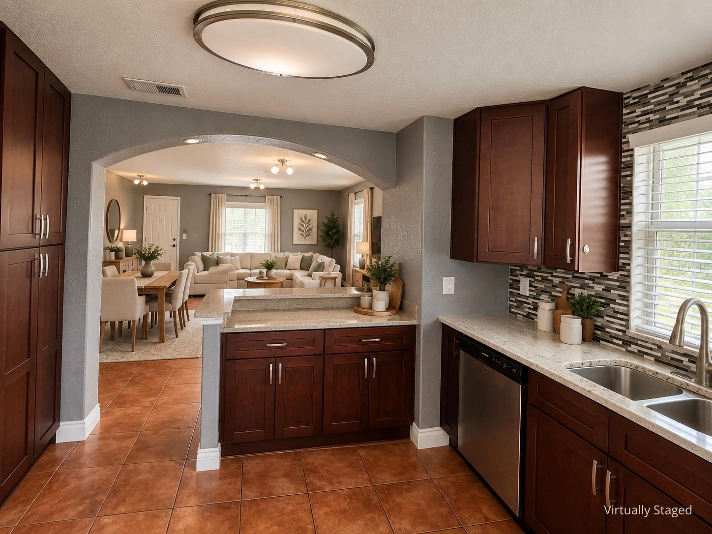 416 Banyon Tree Cir #108 Property Photo 3