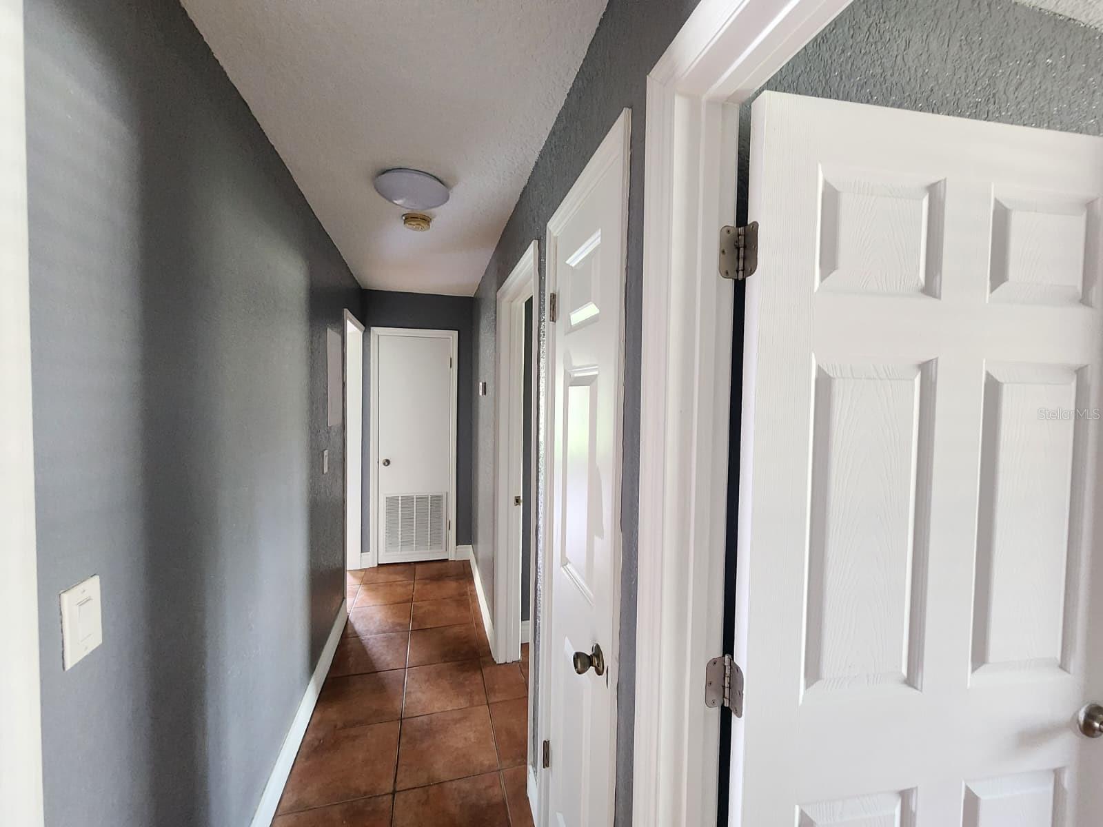 416 Banyon Tree Cir #108 Property Photo 4