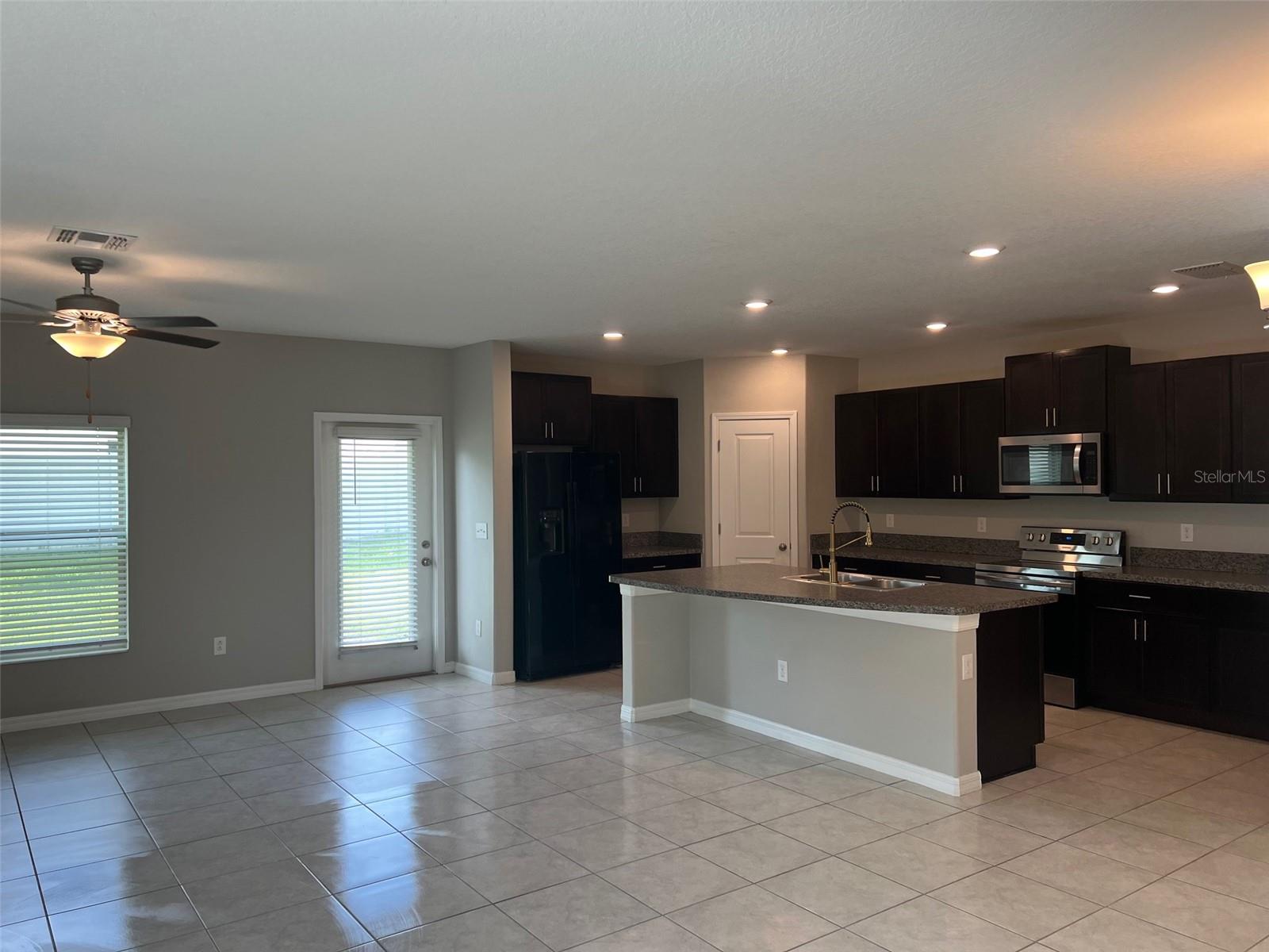 10220 Happy Heart Ave Property Photo 20