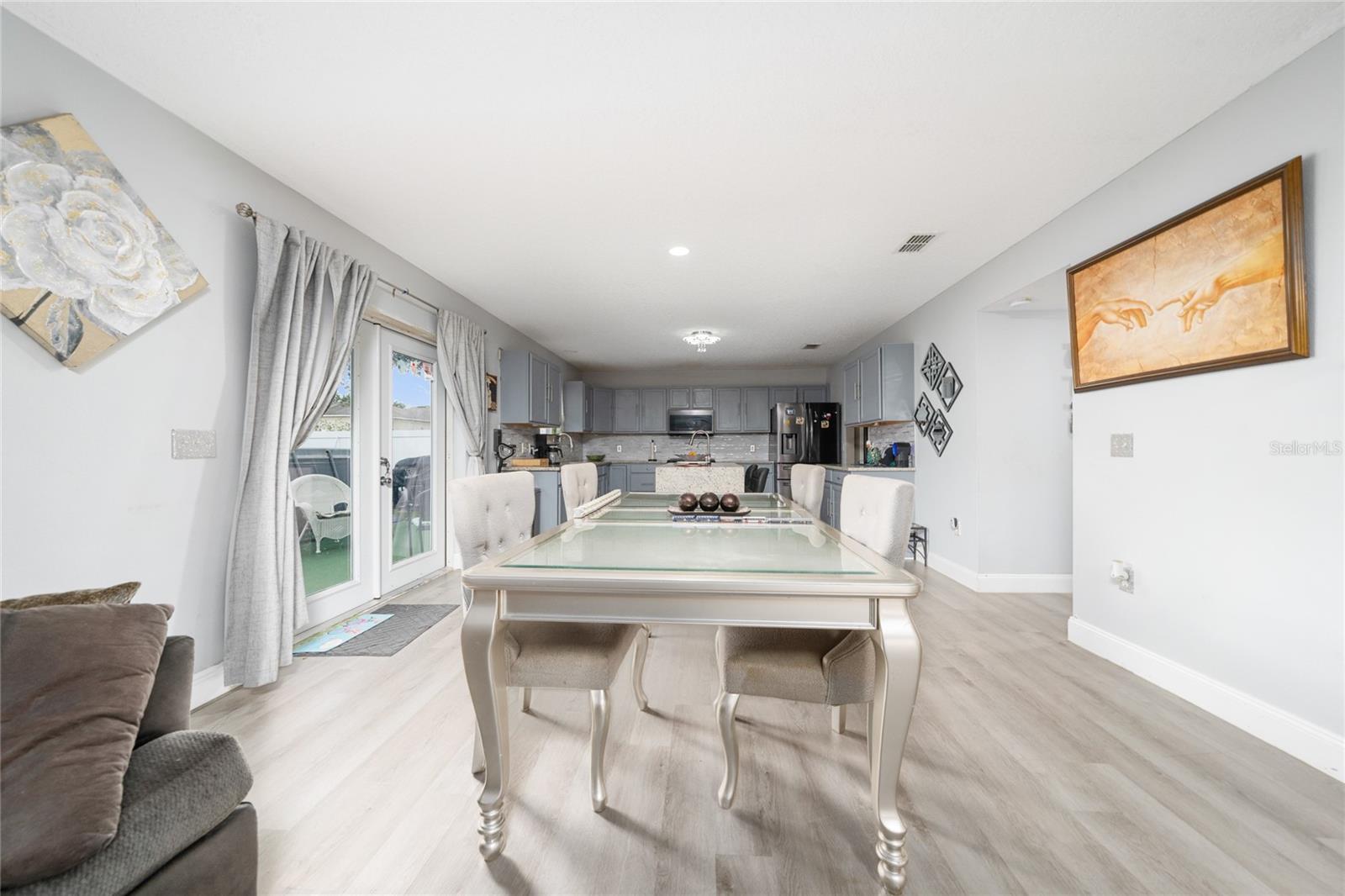120 Samuel St Property Photo 12