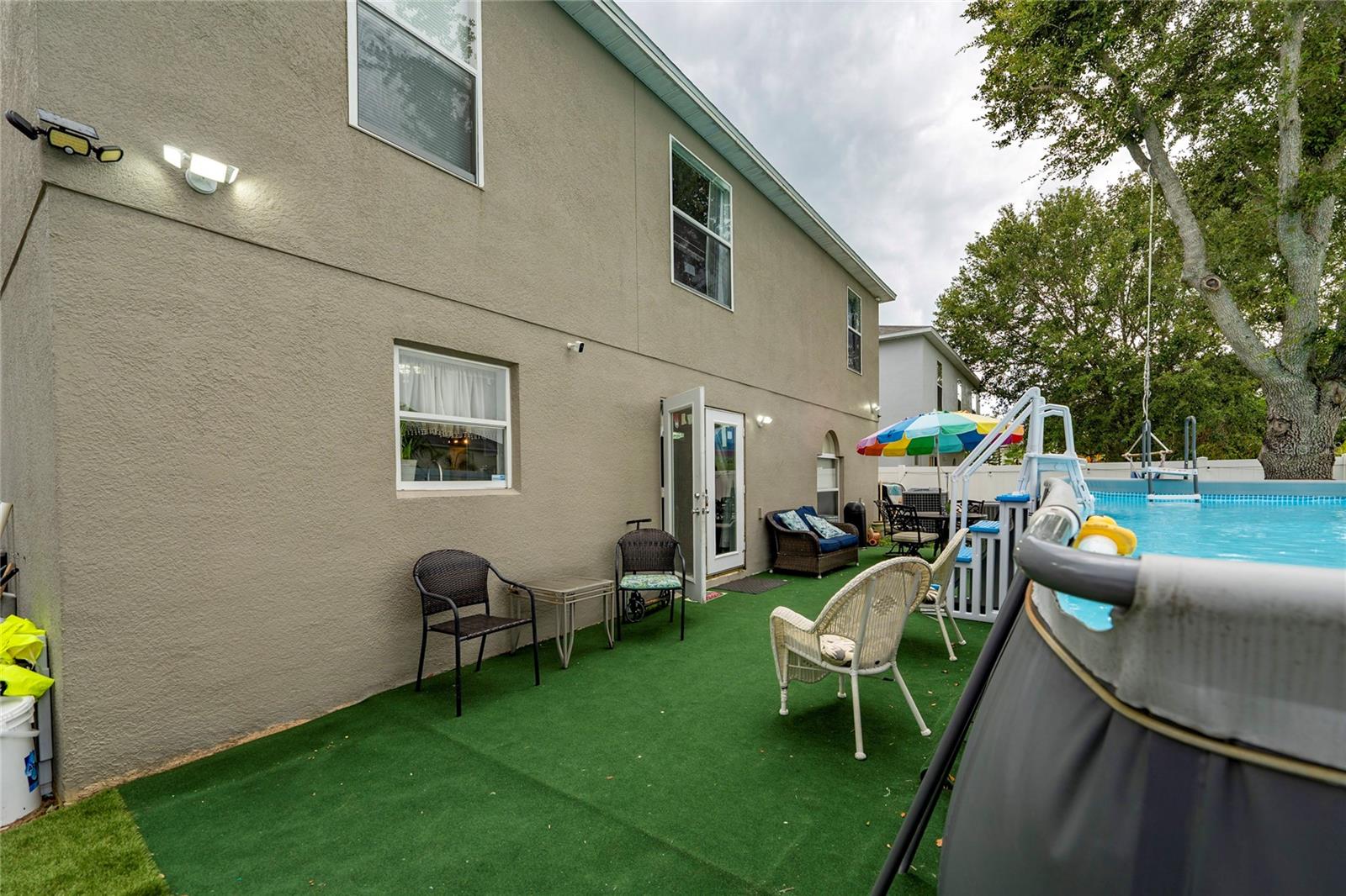 120 Samuel St Property Photo 29