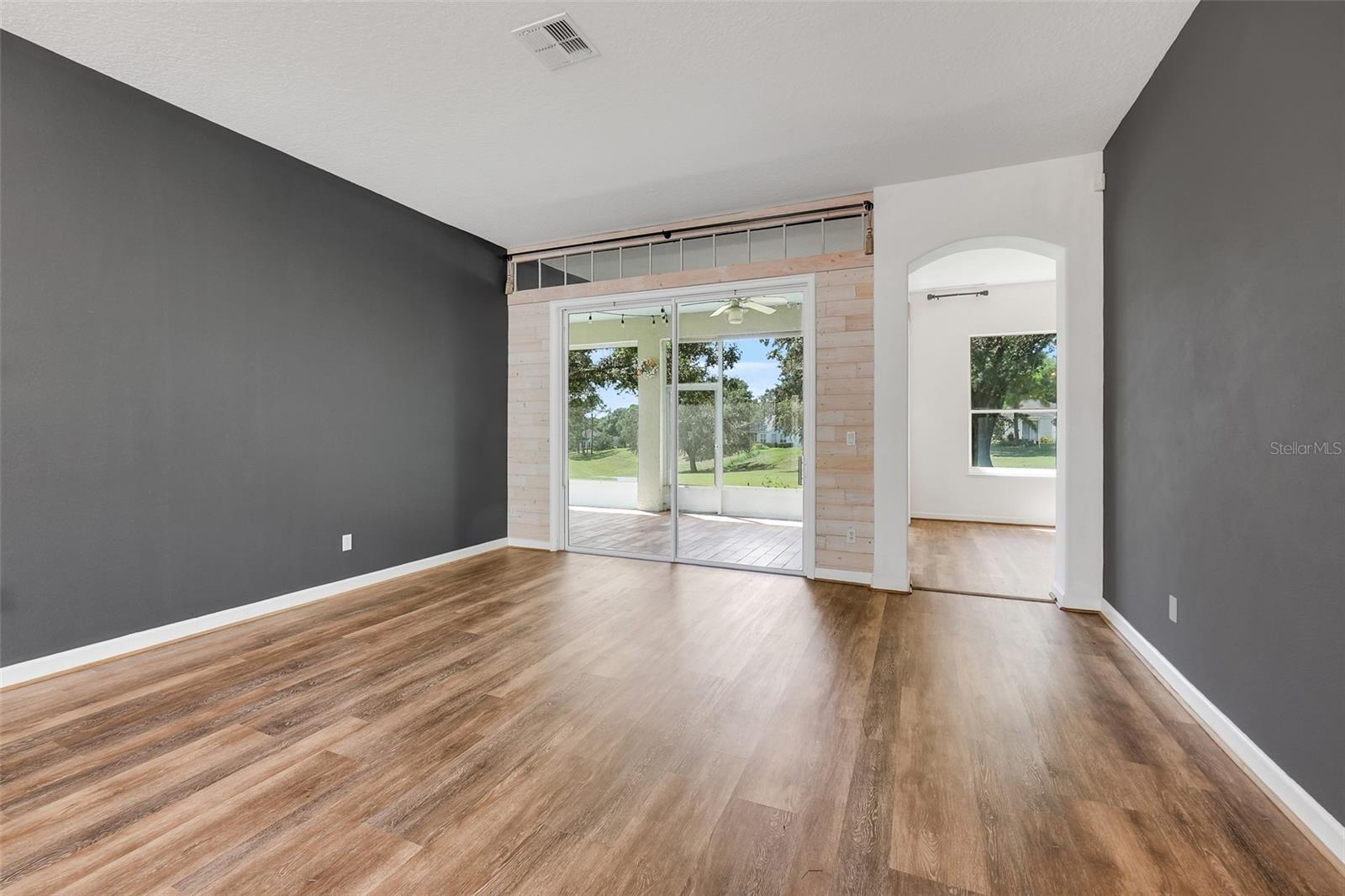 3810 Scarborough Court Property Photo 15