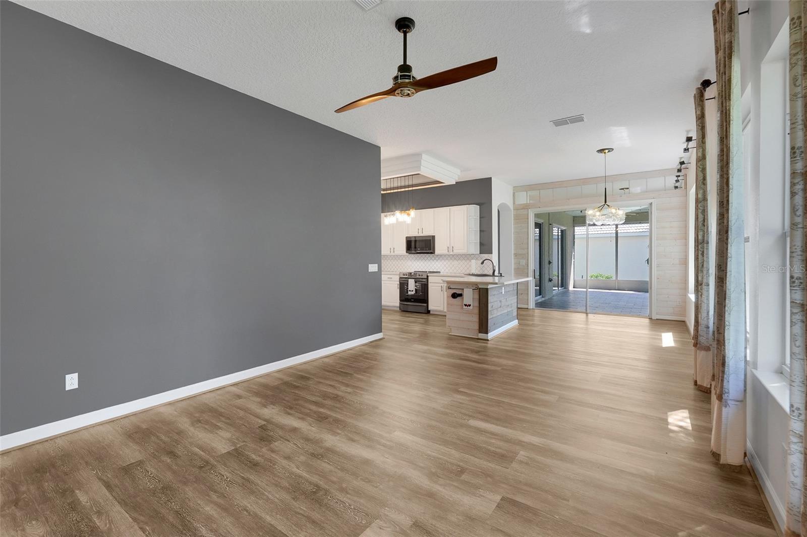 3810 Scarborough Court Property Photo 20
