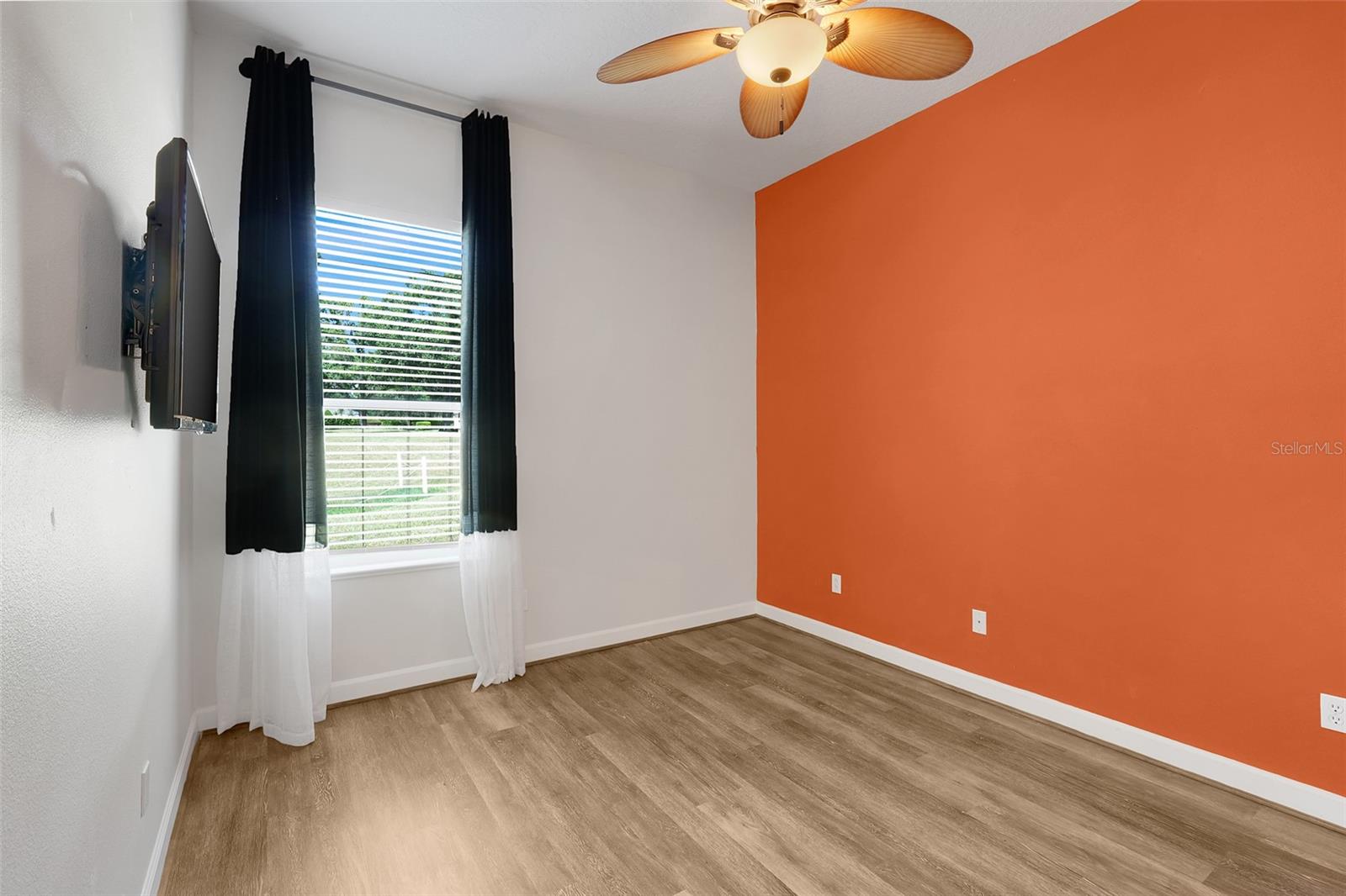 3810 Scarborough Court Property Photo 35
