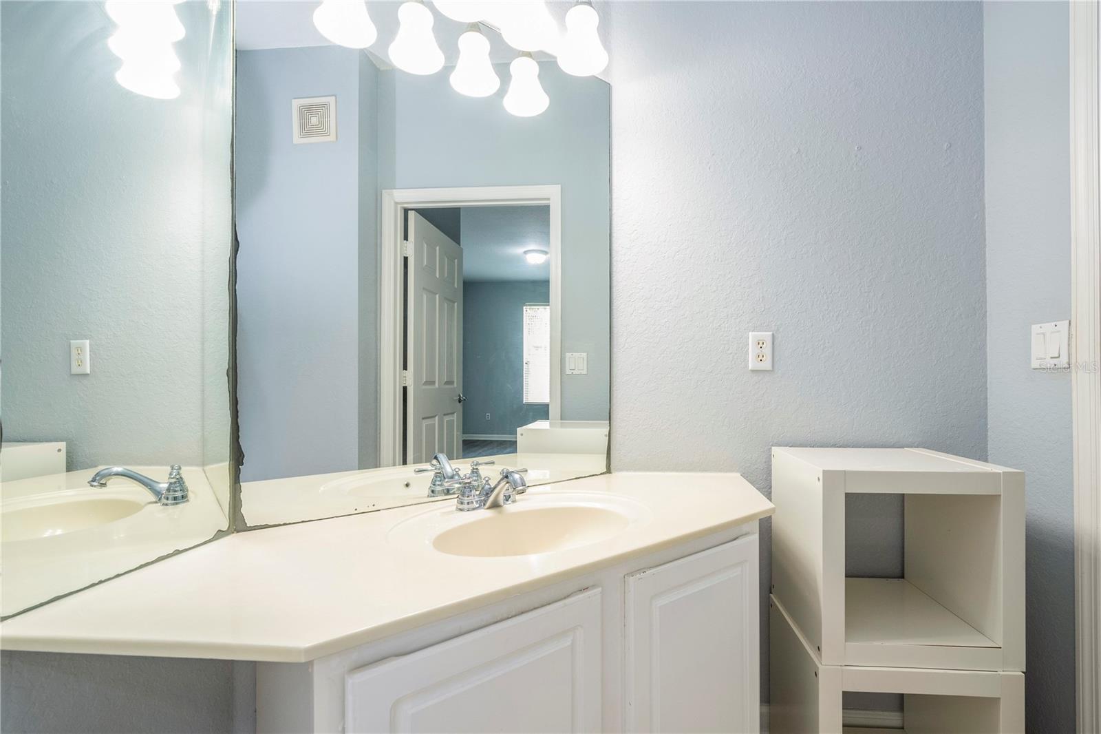 3314 Robert Trent Jones Dr #203 Property Photo 28