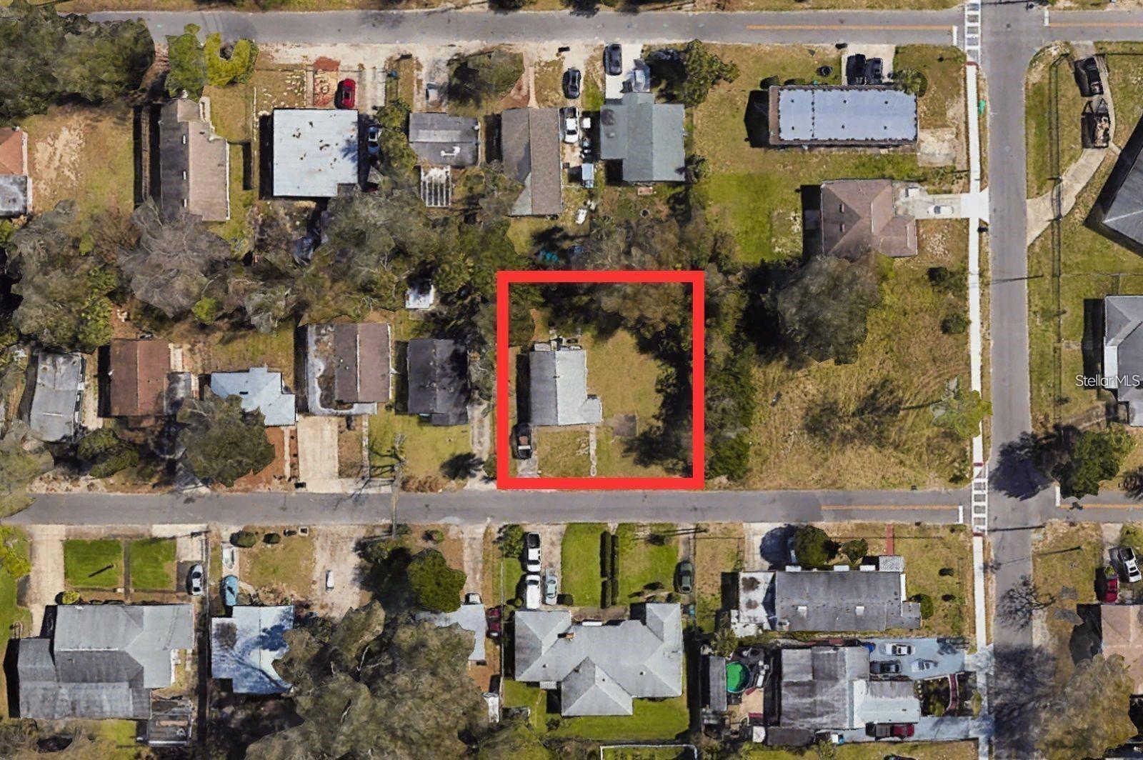 841 Vernon St Property Photo 4