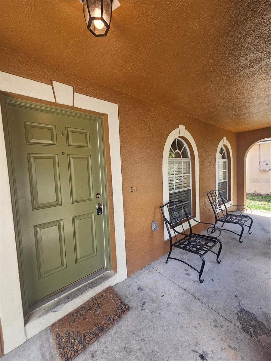427 Samuel St Property Photo 4