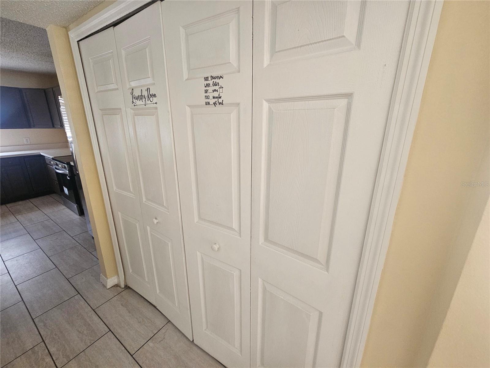 427 Samuel St Property Photo 7