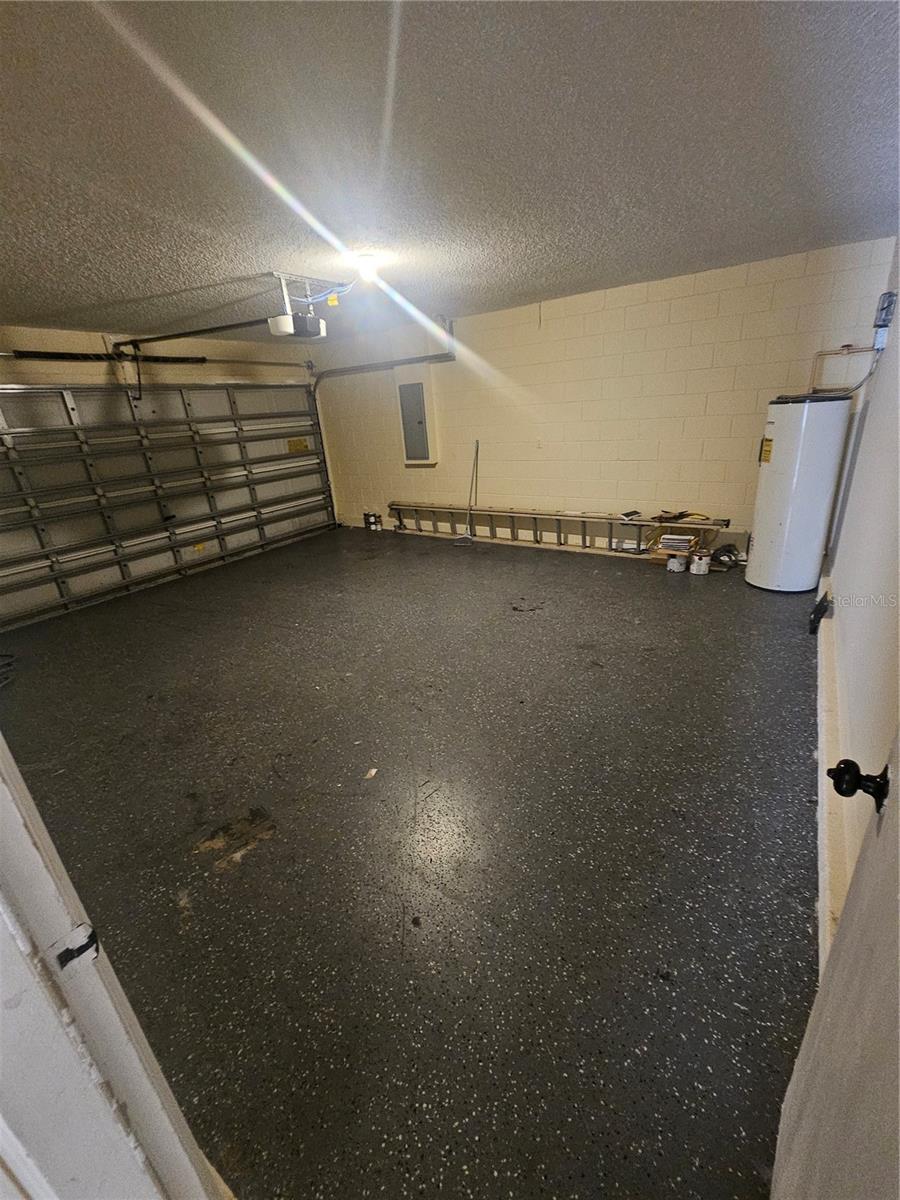 427 Samuel St Property Photo 14
