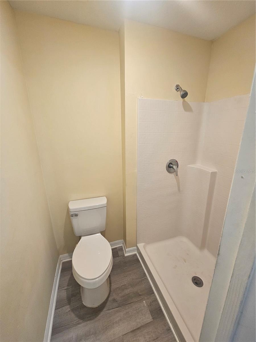 427 Samuel St Property Photo 20