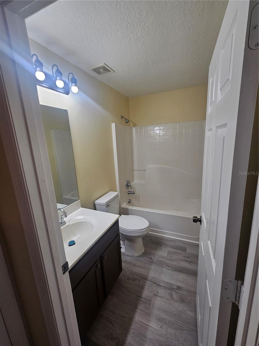 427 Samuel St Property Photo 25