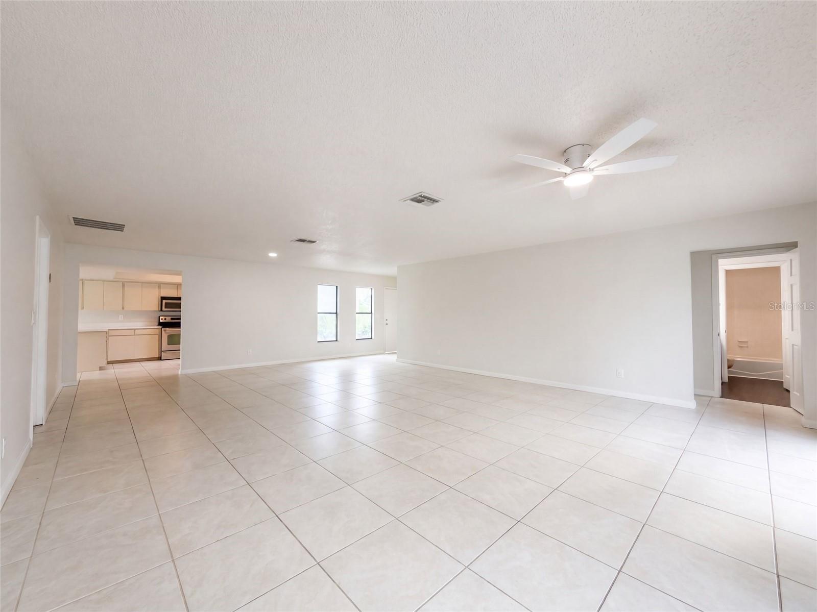 8022 Timber Lake Ln Property Photo 15
