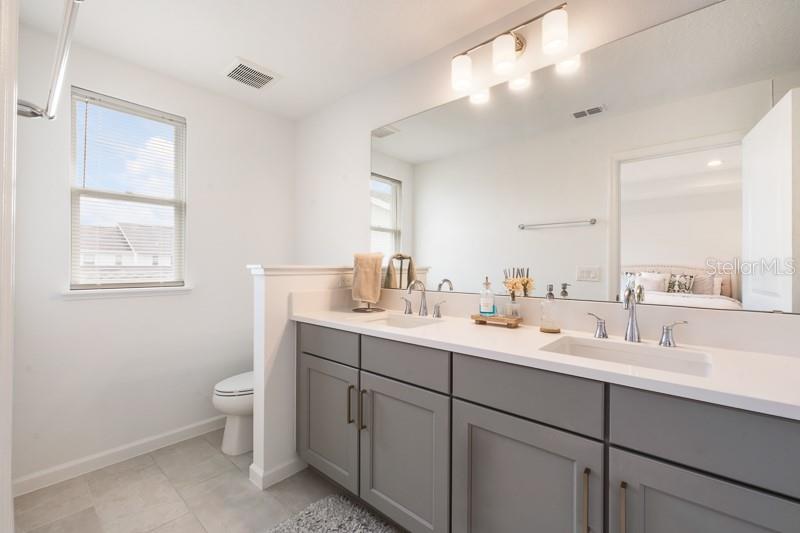 13953 Easdale Aly Property Photo 13