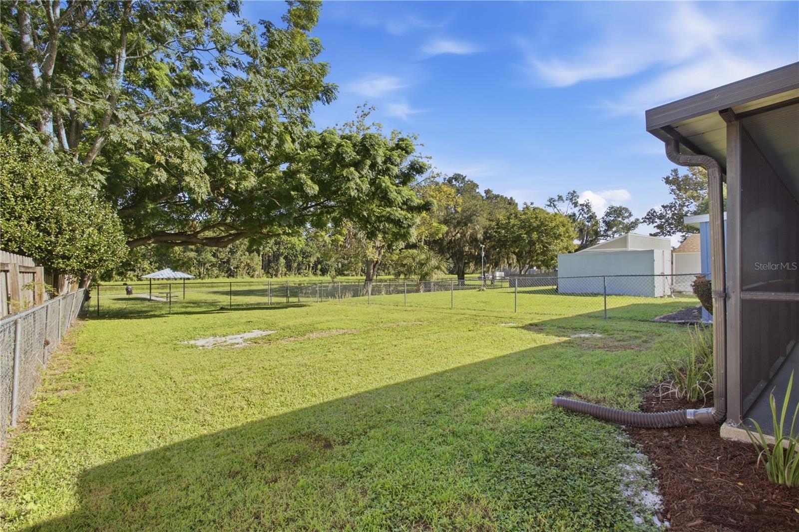 9911 Lancewood St Property Photo 26