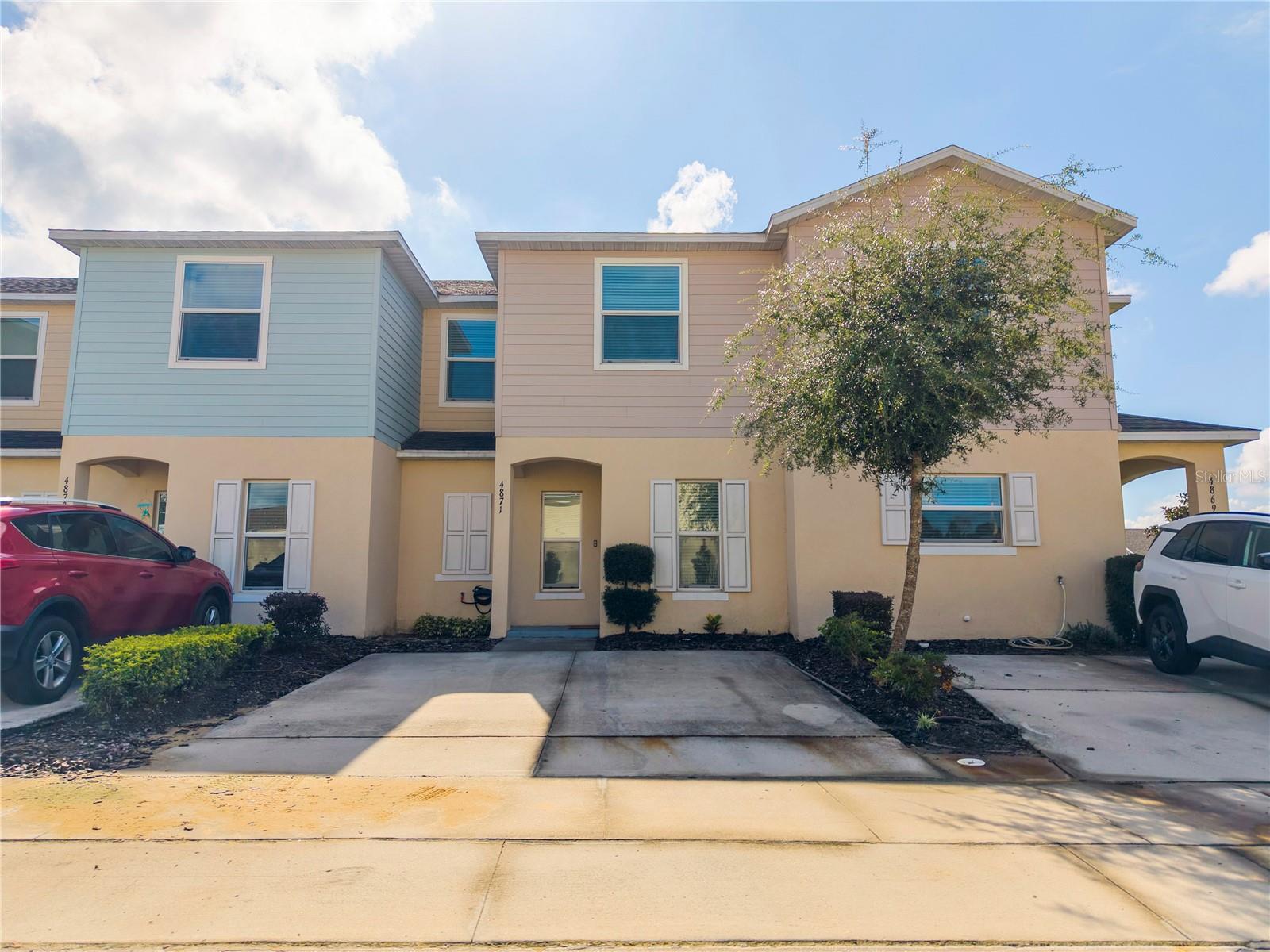 4871 CORAL CASTLE DR Property Photo 1
