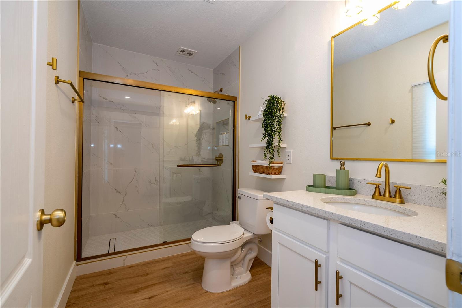 4871 Coral Castle Dr Property Photo 9