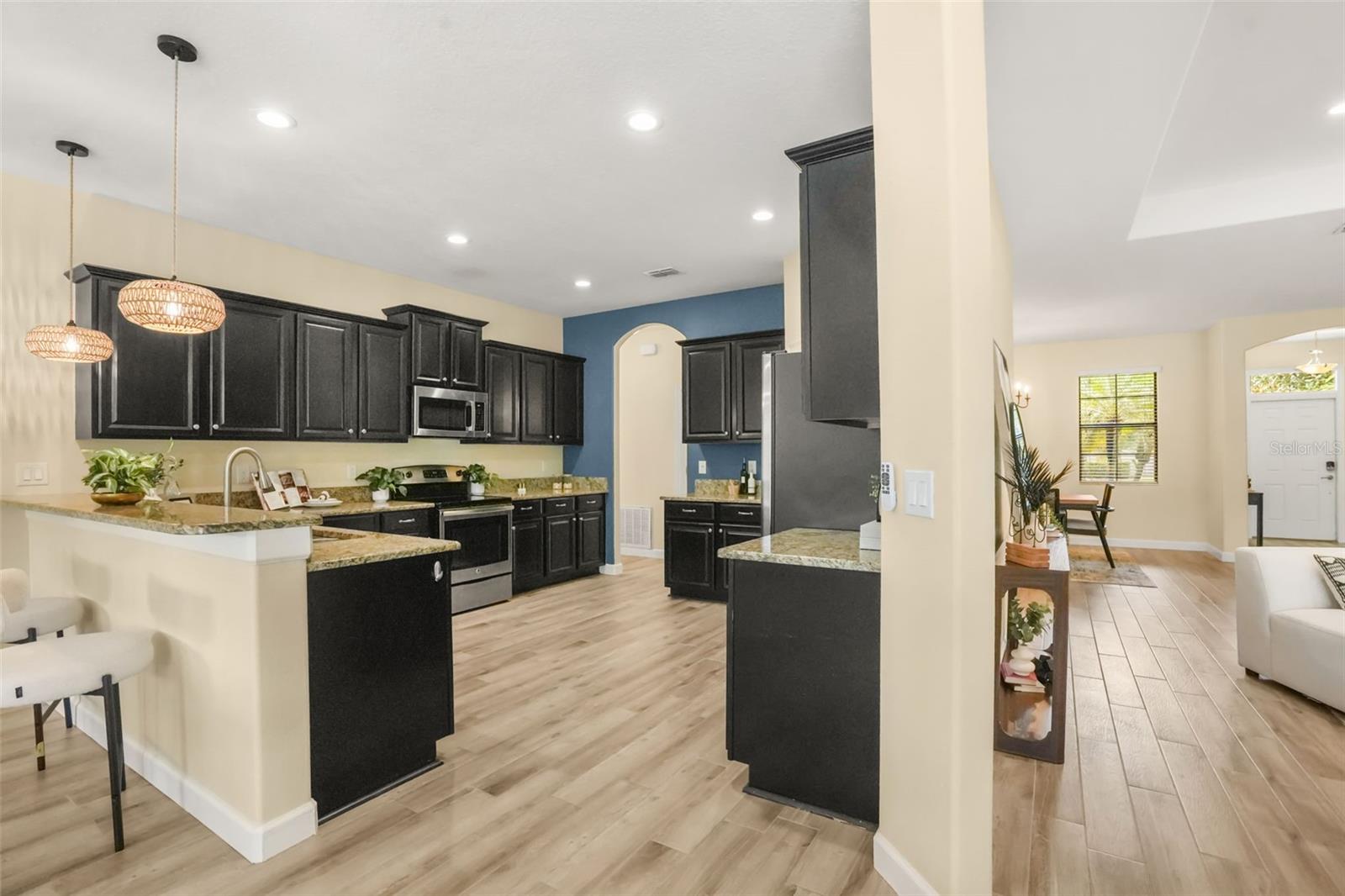 2841 Autumn Breeze Way Property Photo 15