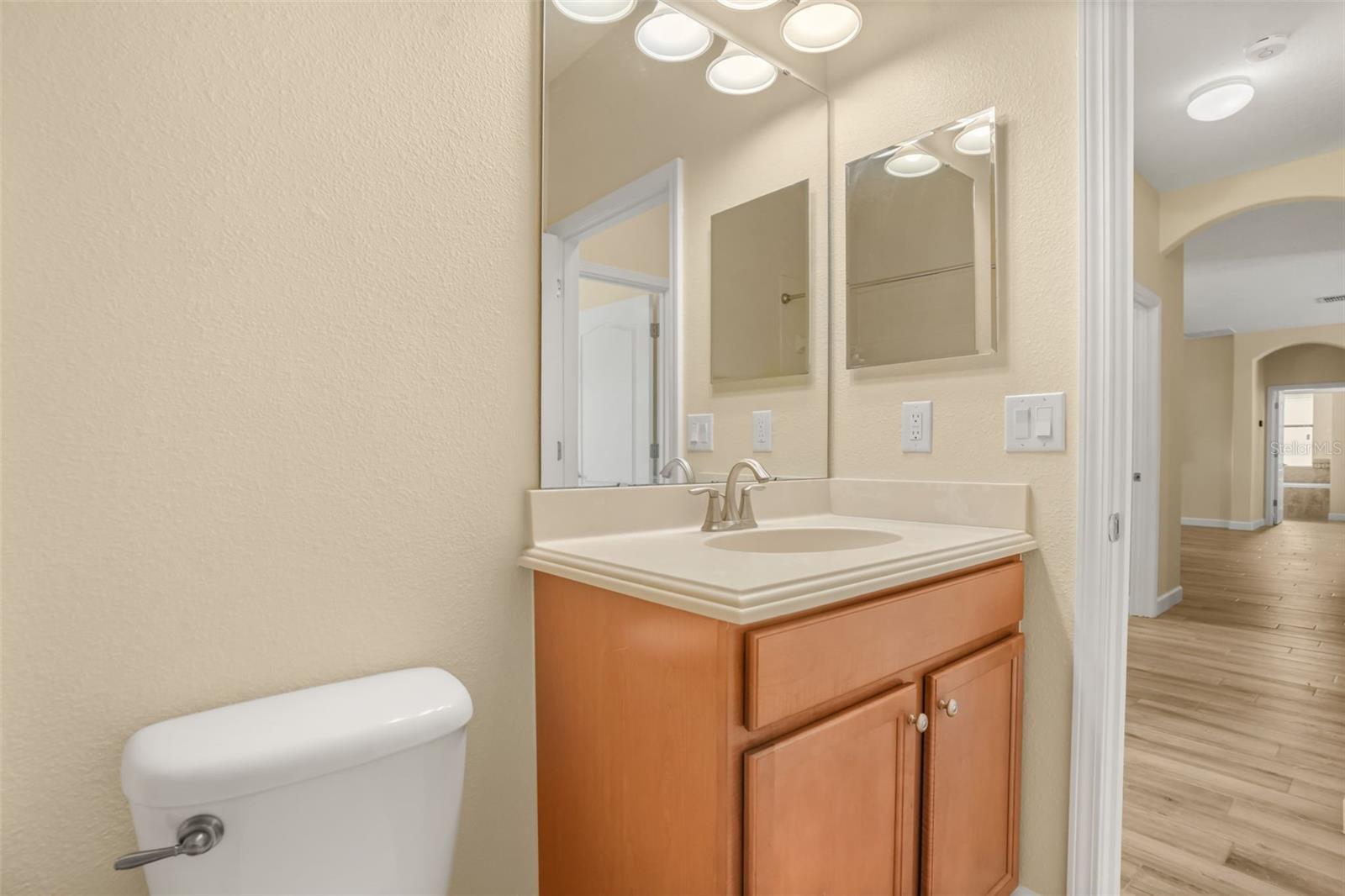 2841 Autumn Breeze Way Property Photo 30