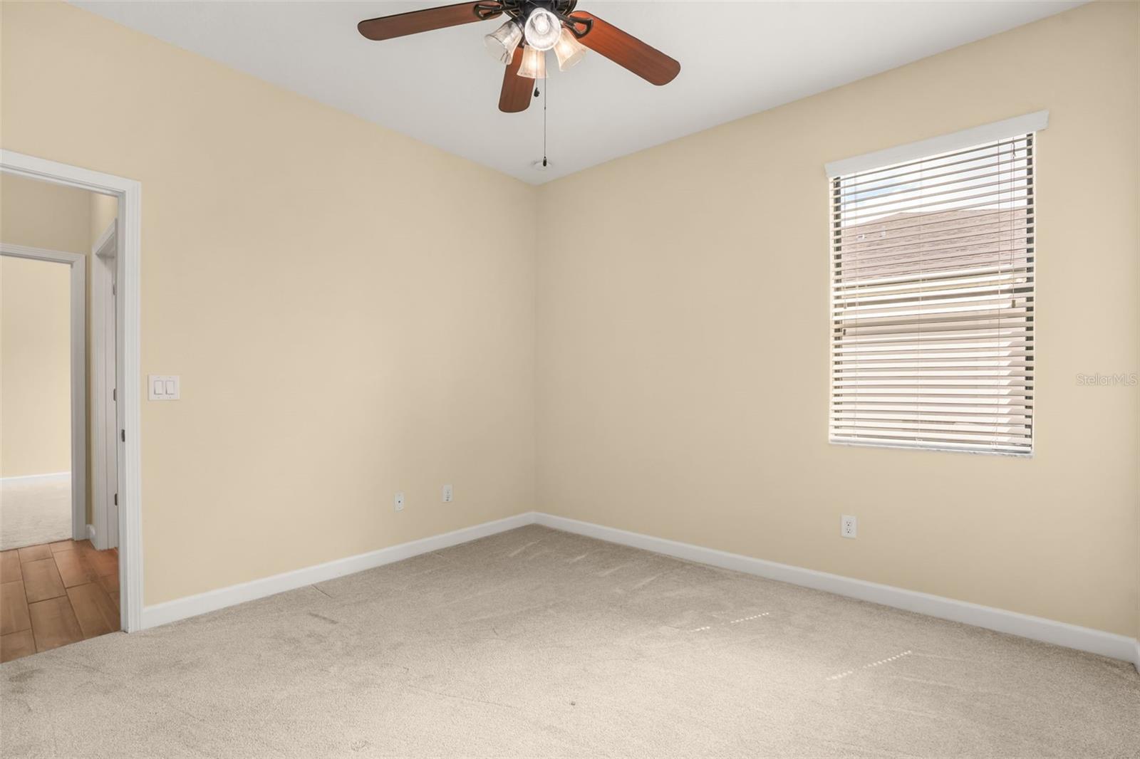 2841 Autumn Breeze Way Property Photo 33