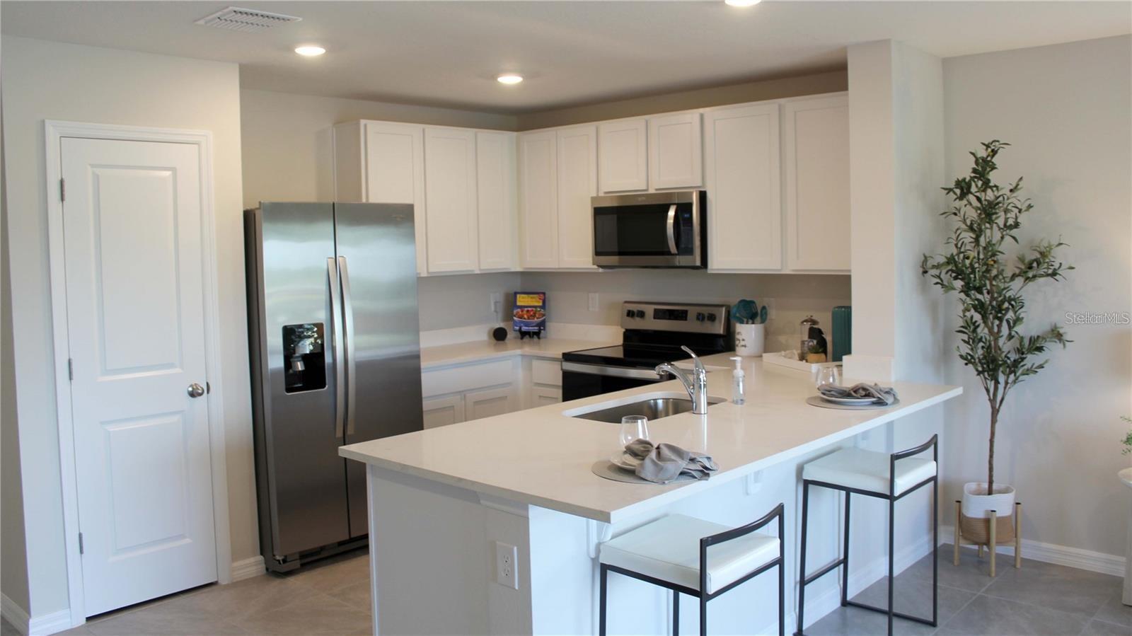 8412 Gower Trl Property Photo 2