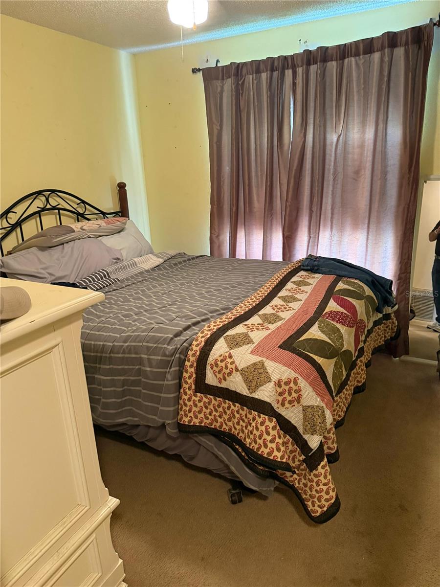 9085 Arndale Cir Property Photo 4