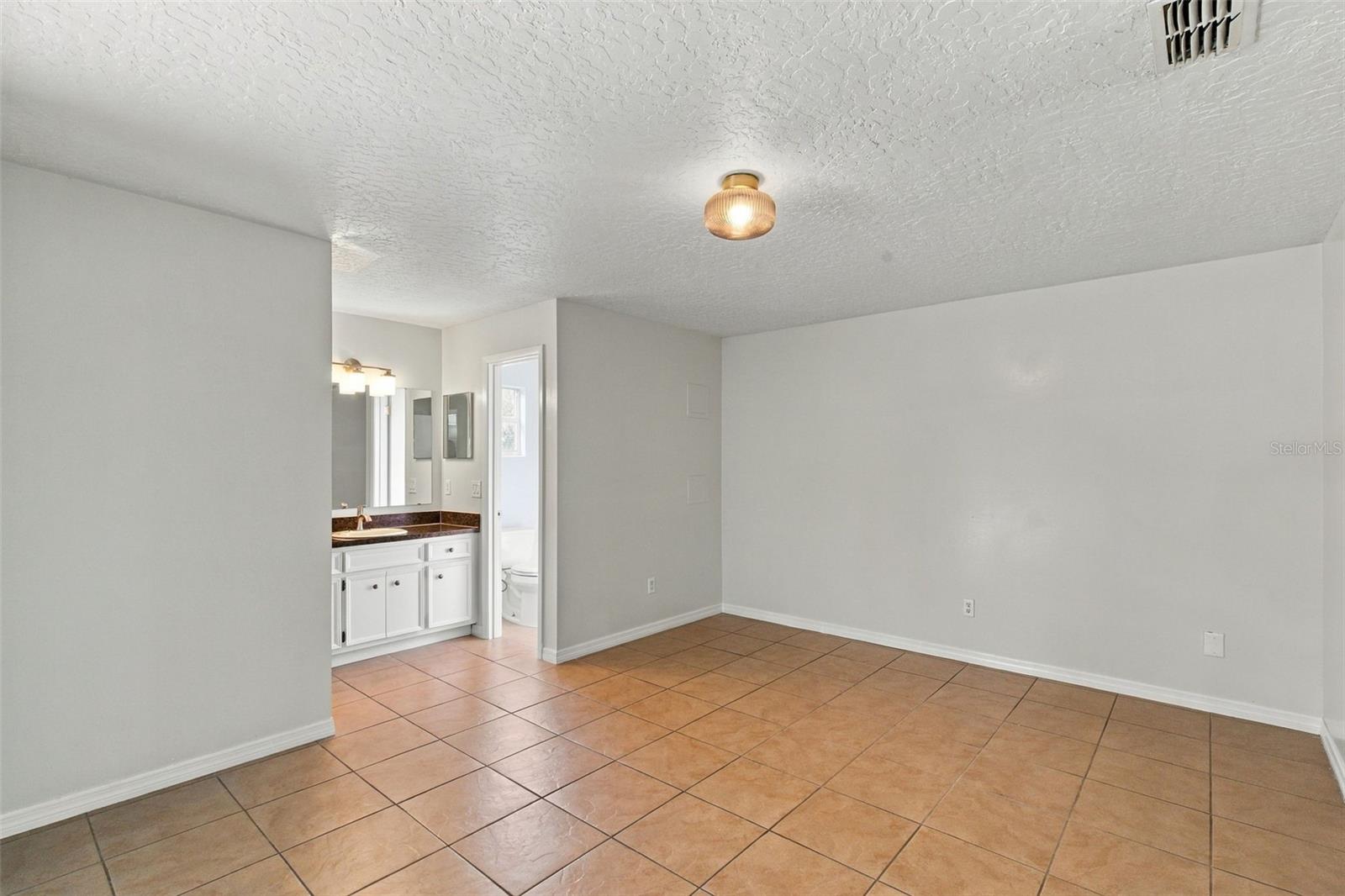 7604 Autumn Pines Dr Property Photo 18