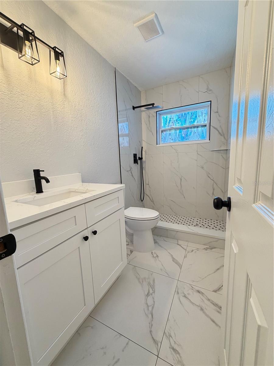 10647 Regency Ct Property Photo 10