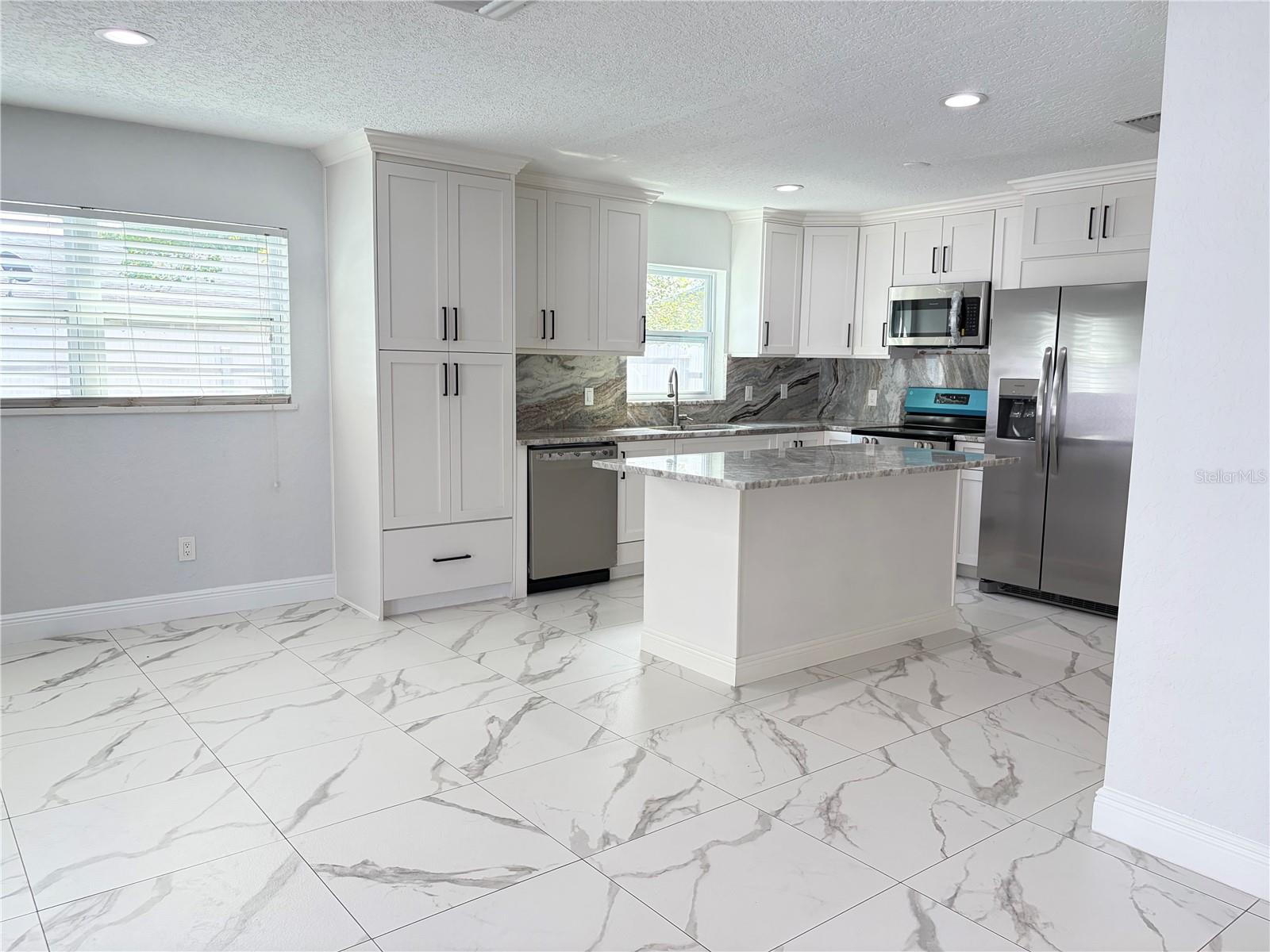 10647 Regency Ct Property Photo 16