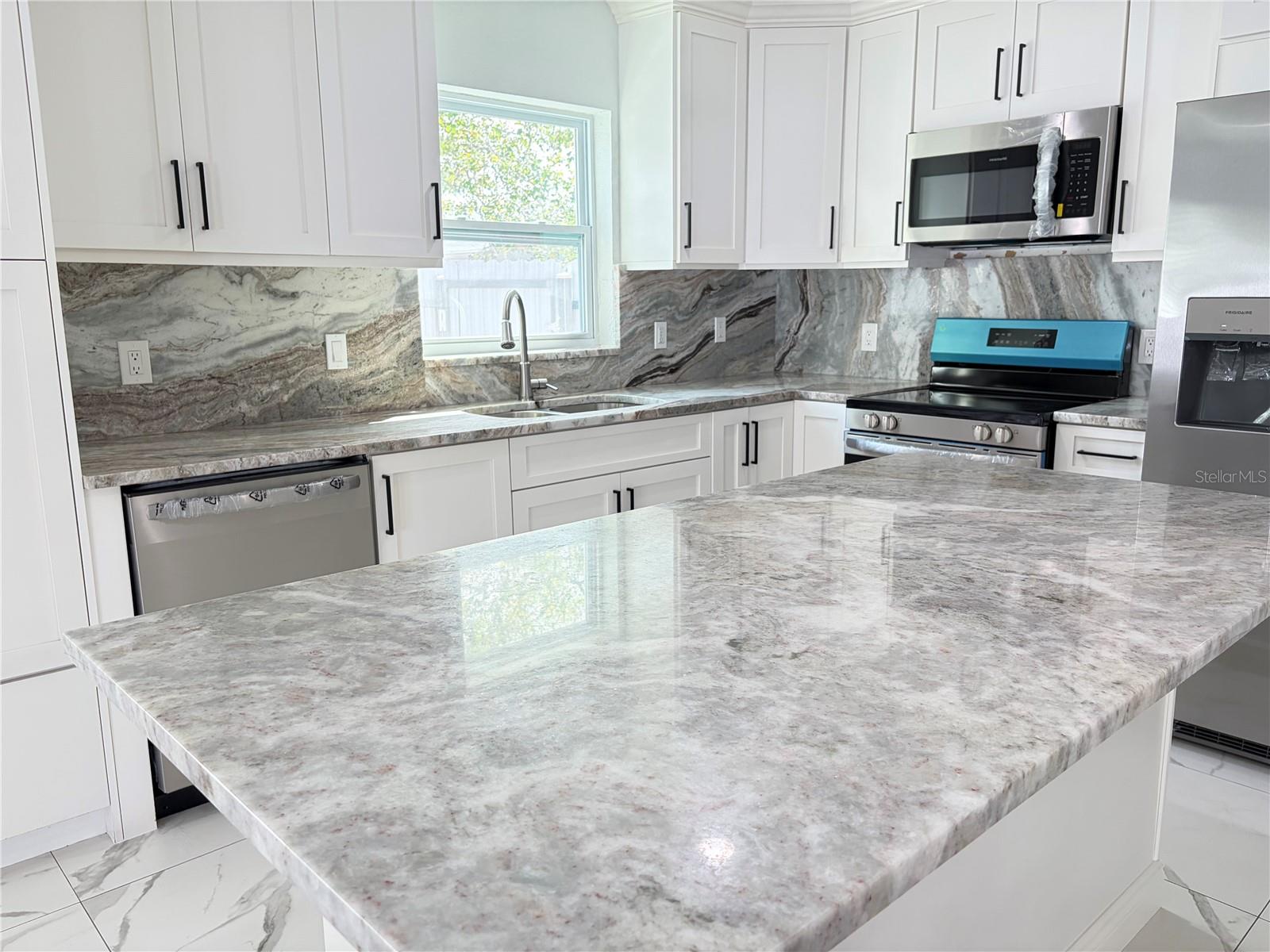 10647 Regency Ct Property Photo 18