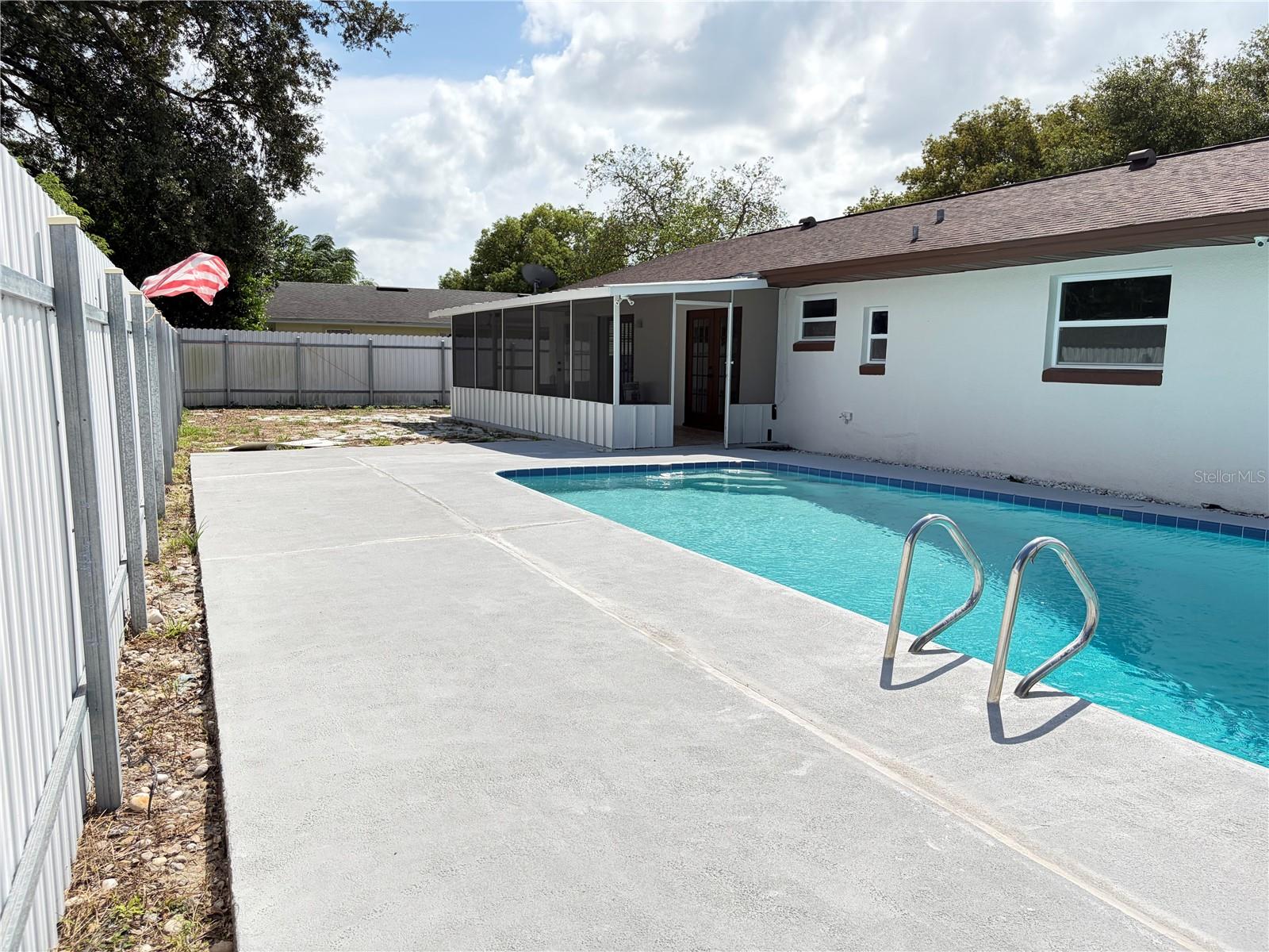 10647 Regency Ct Property Photo 27