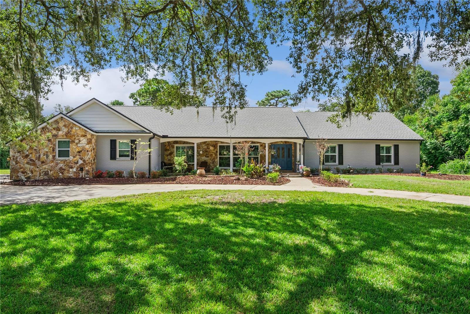 1041 Northern Way Property Photo 1