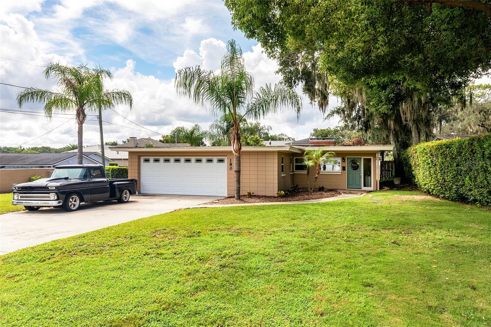 180 E Faith Ter Property Photo 1