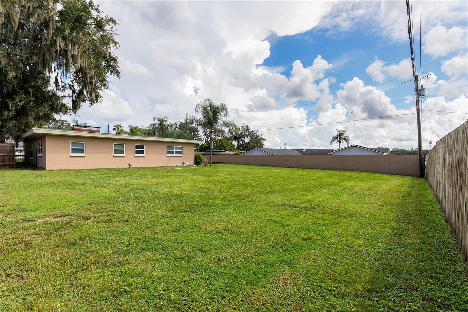 180 E Faith Ter Property Photo 30