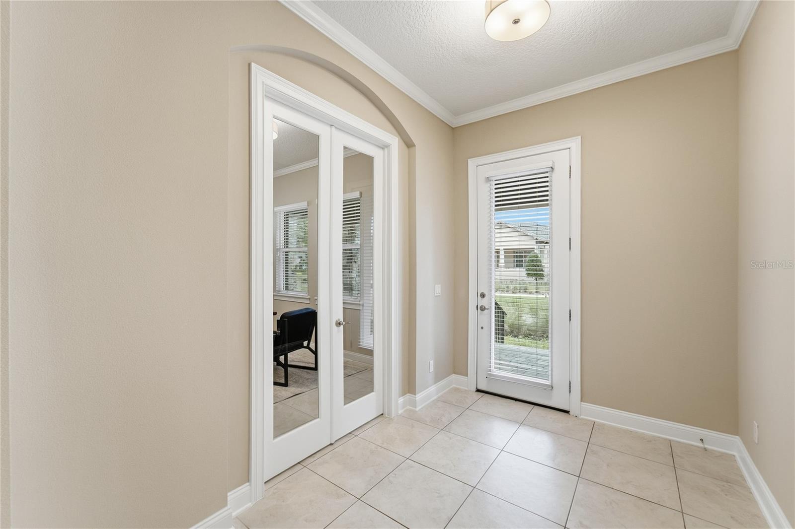 13833 Behring Ave Property Photo 3