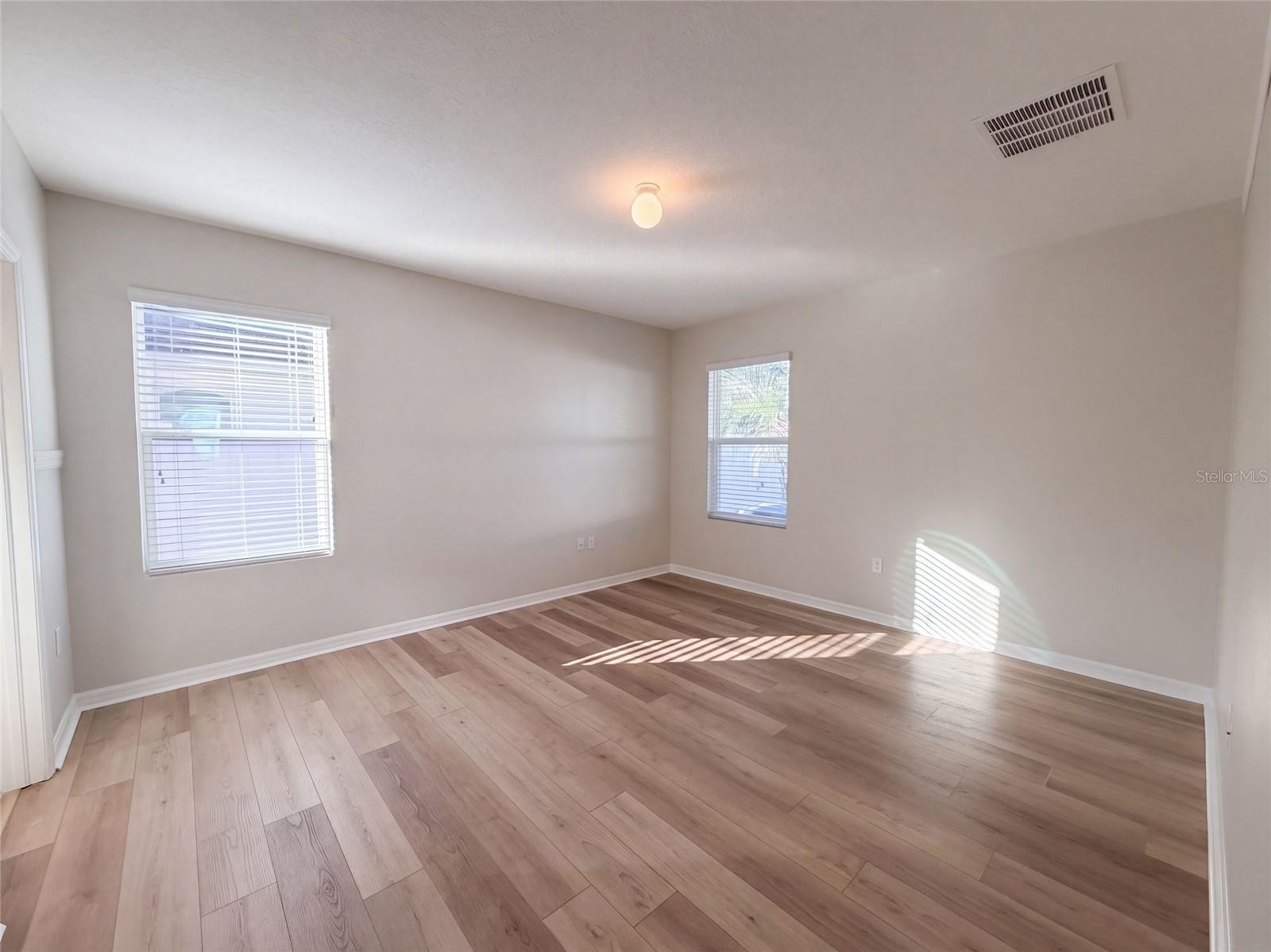4269 Bramblewood Loop Property Photo 4