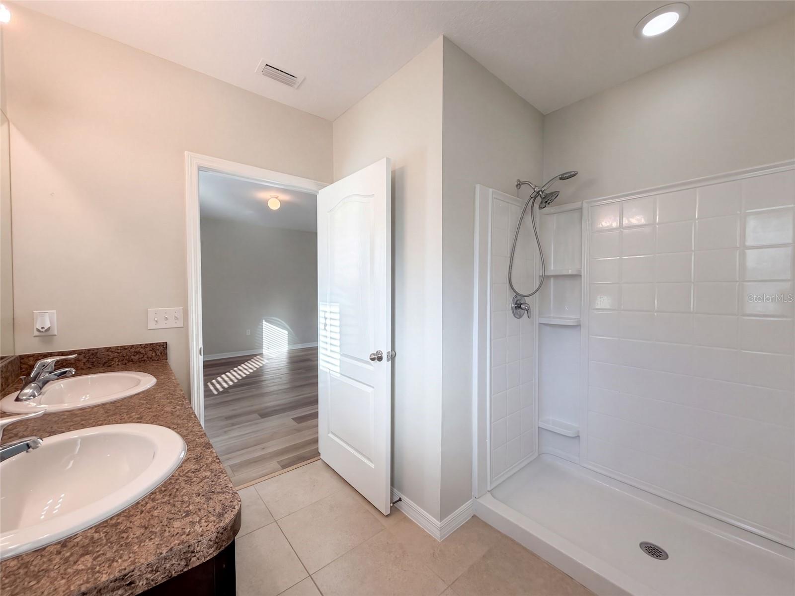 4269 Bramblewood Loop Property Photo 7