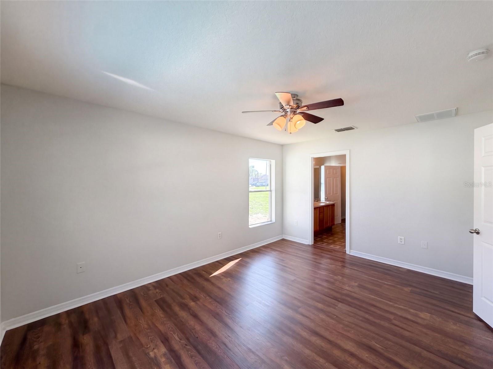 6041 Parnell Ave Property Photo 15