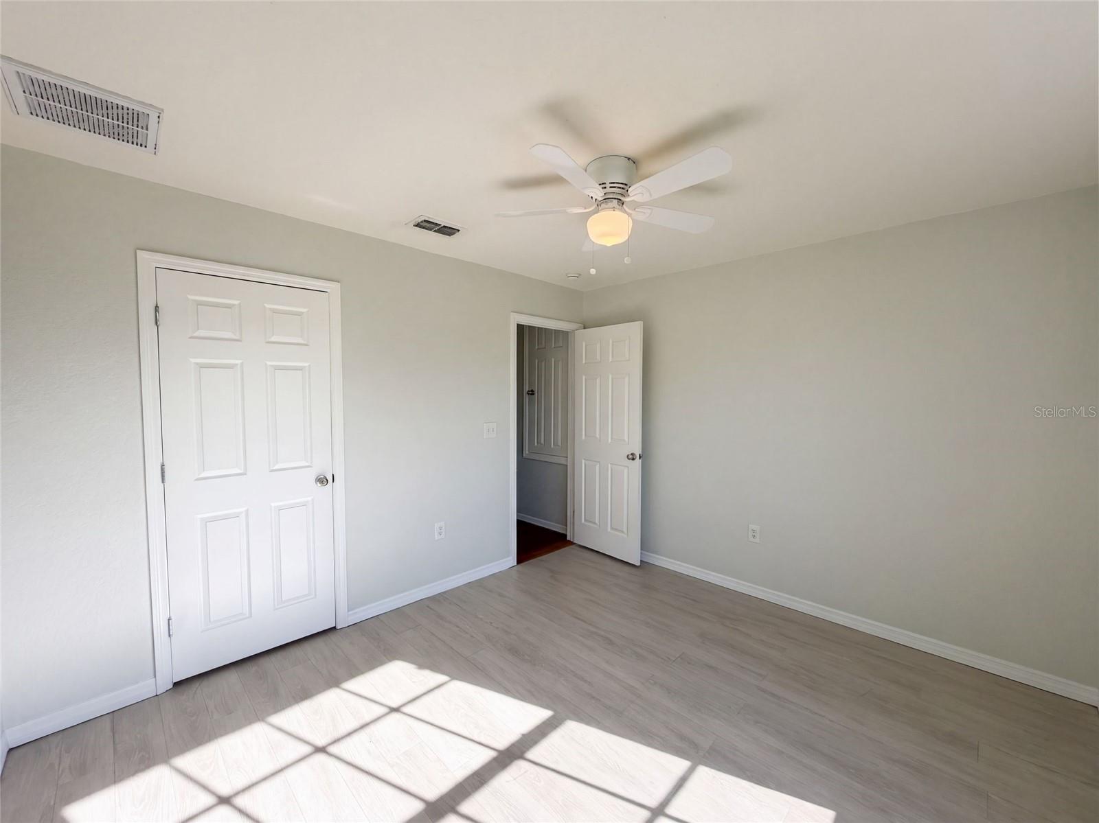 6041 Parnell Ave Property Photo 21