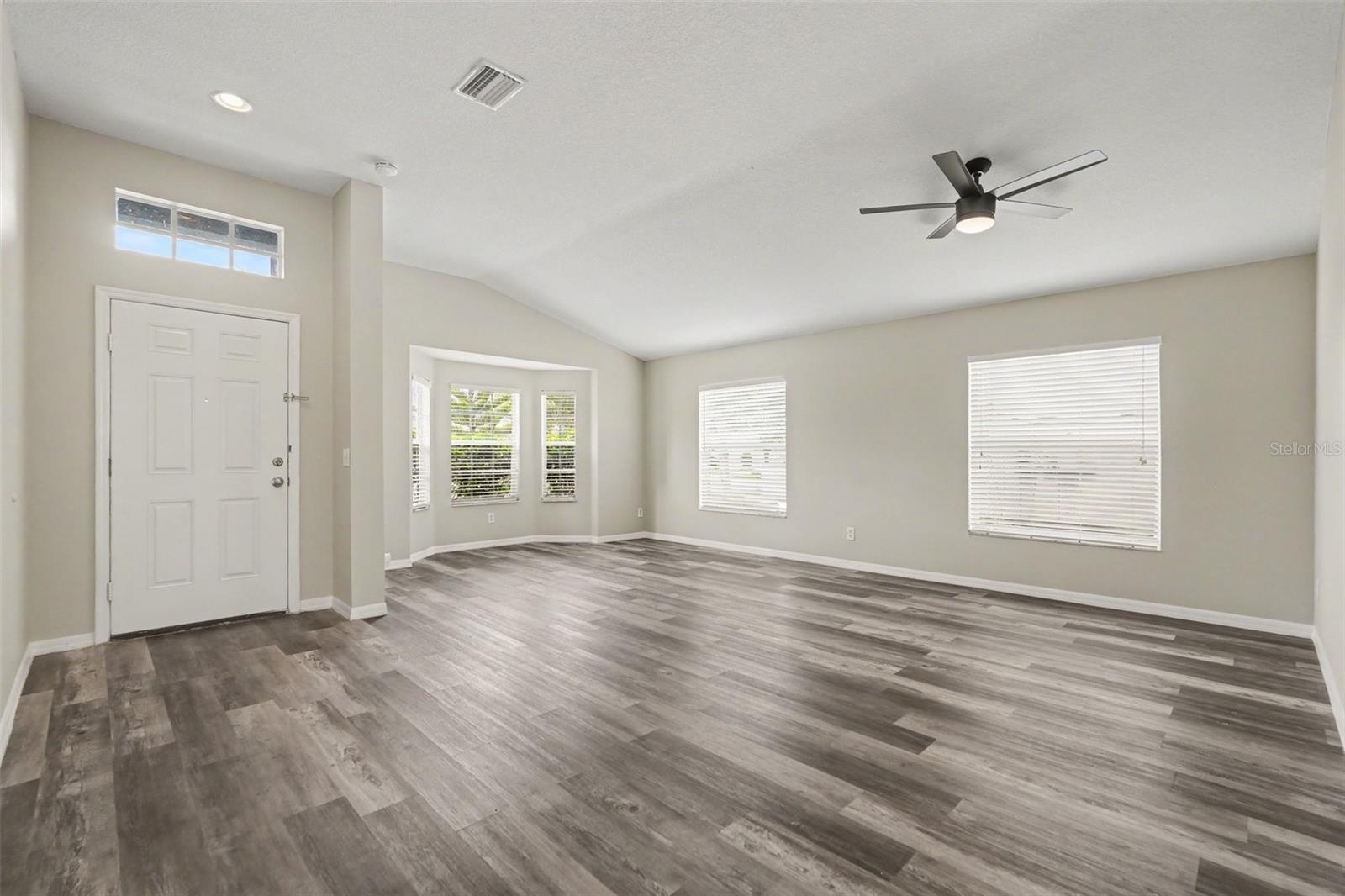 4204 Morning Breeze Ct Property Photo 2