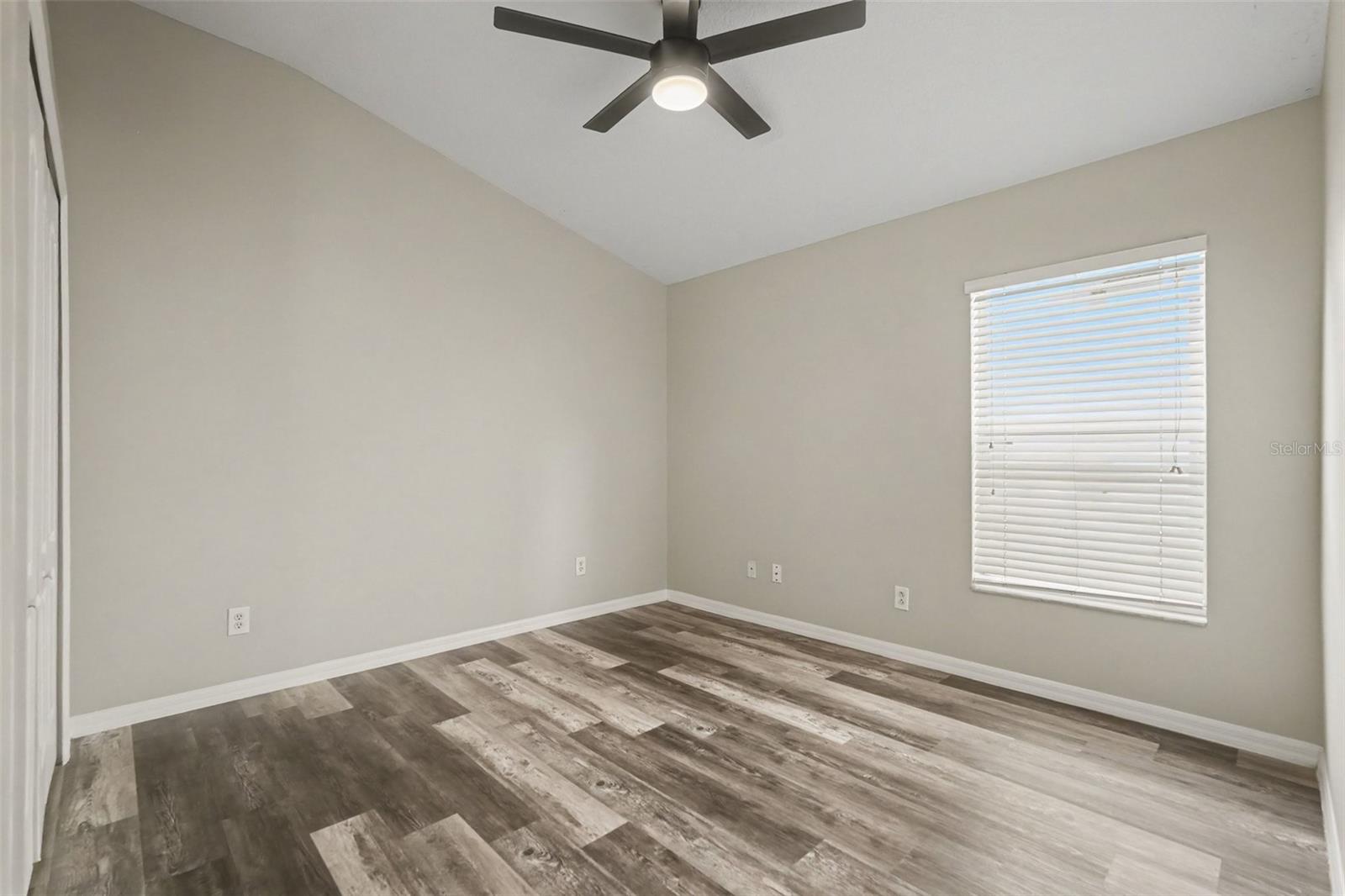 4204 Morning Breeze Ct Property Photo 12