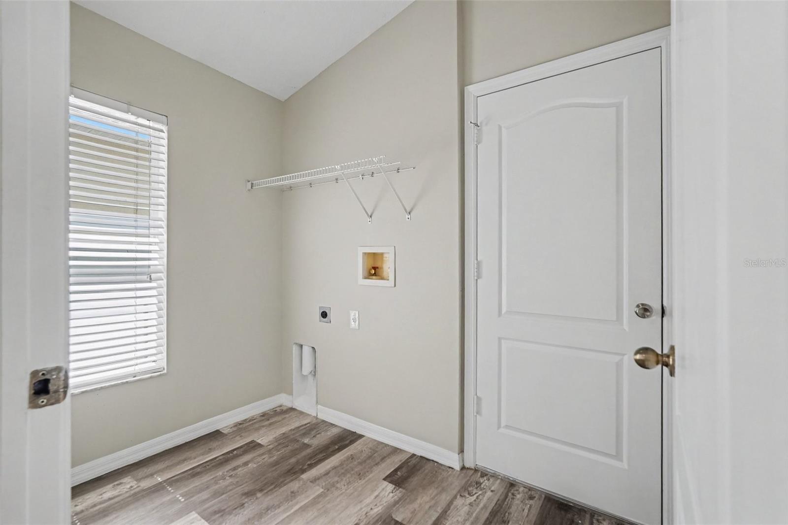 4204 Morning Breeze Ct Property Photo 15