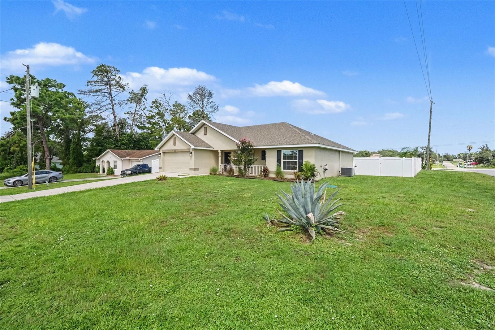 2363 Ring Rd Property Photo 4