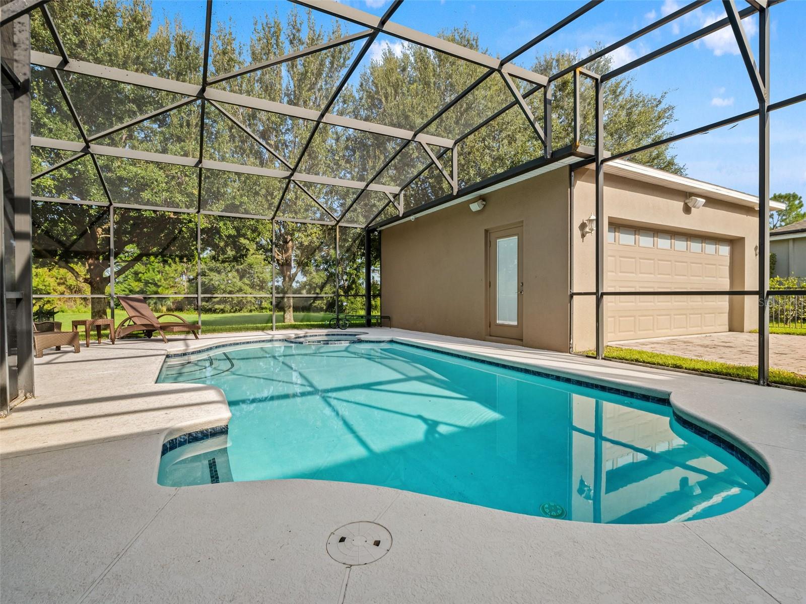 6158 Meriwether Cres Property Photo 4