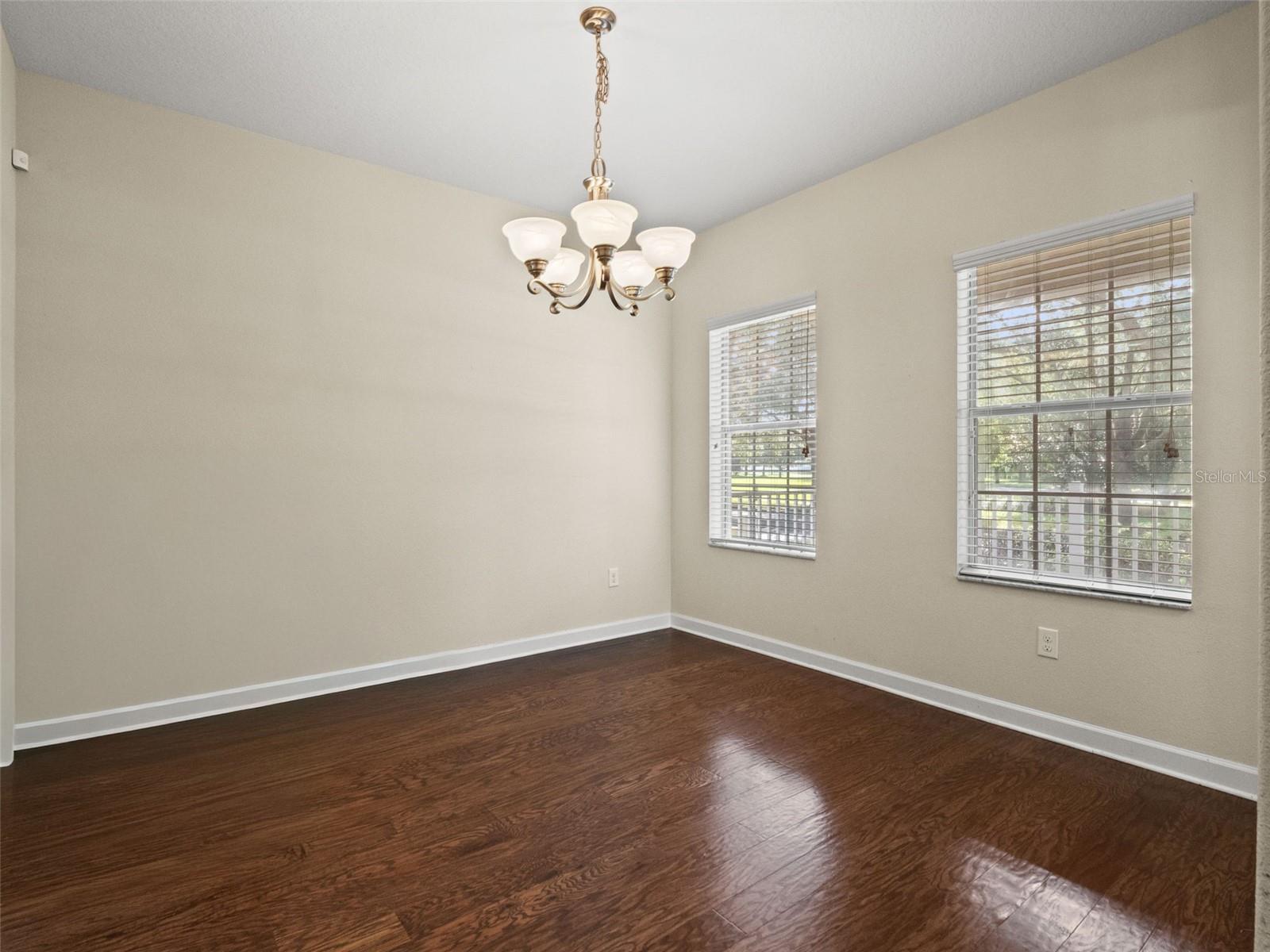 6158 Meriwether Cres Property Photo 16