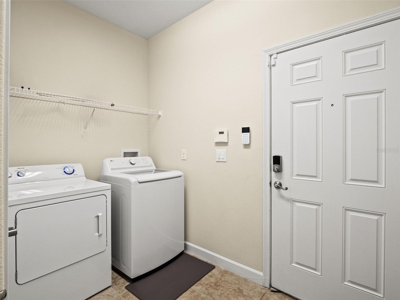 6158 Meriwether Cres Property Photo 27