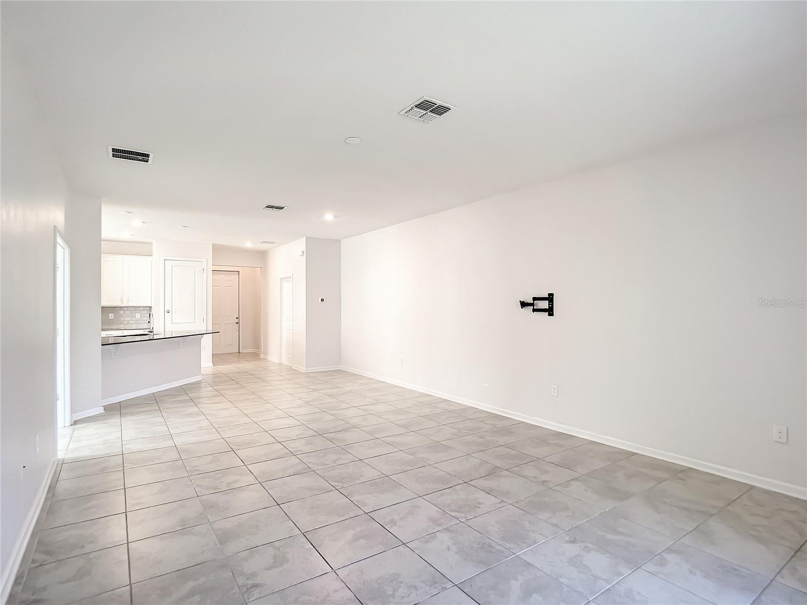1851 Dumbleton Pl Property Photo 5