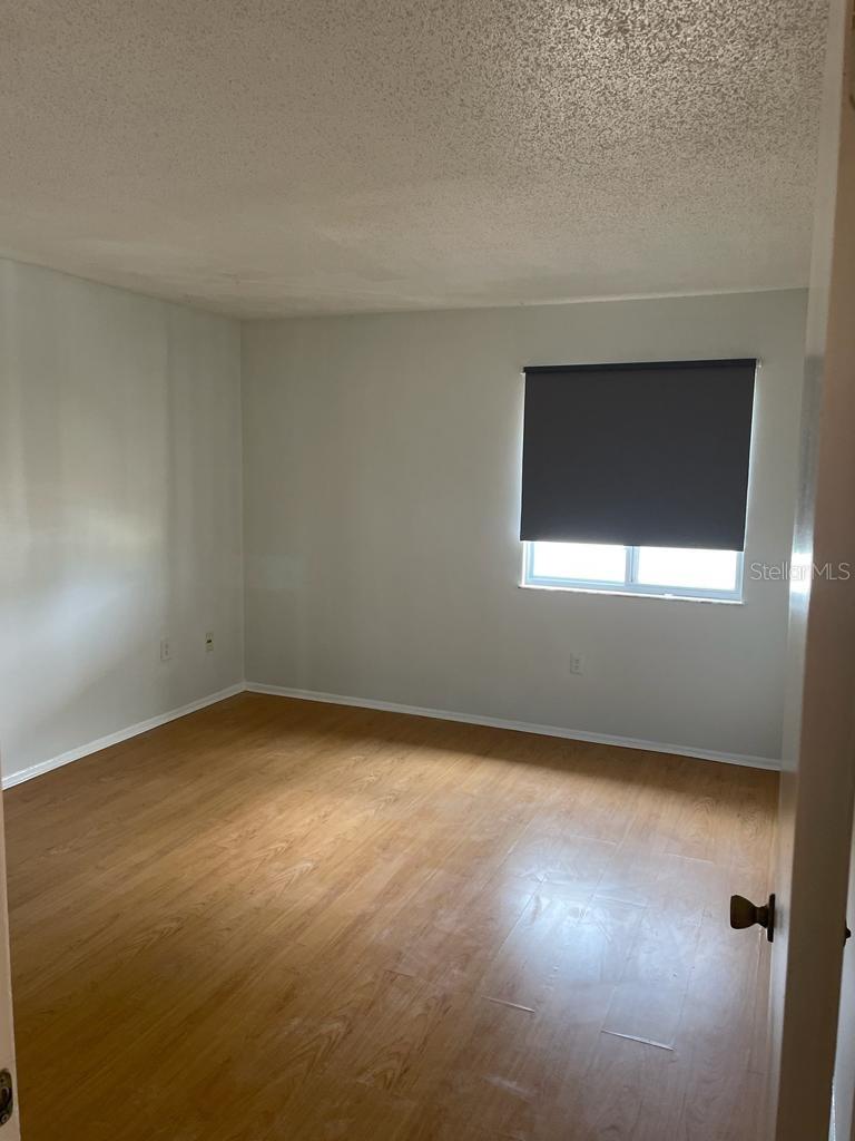 300 Cherokee Ct #f Property Photo 12