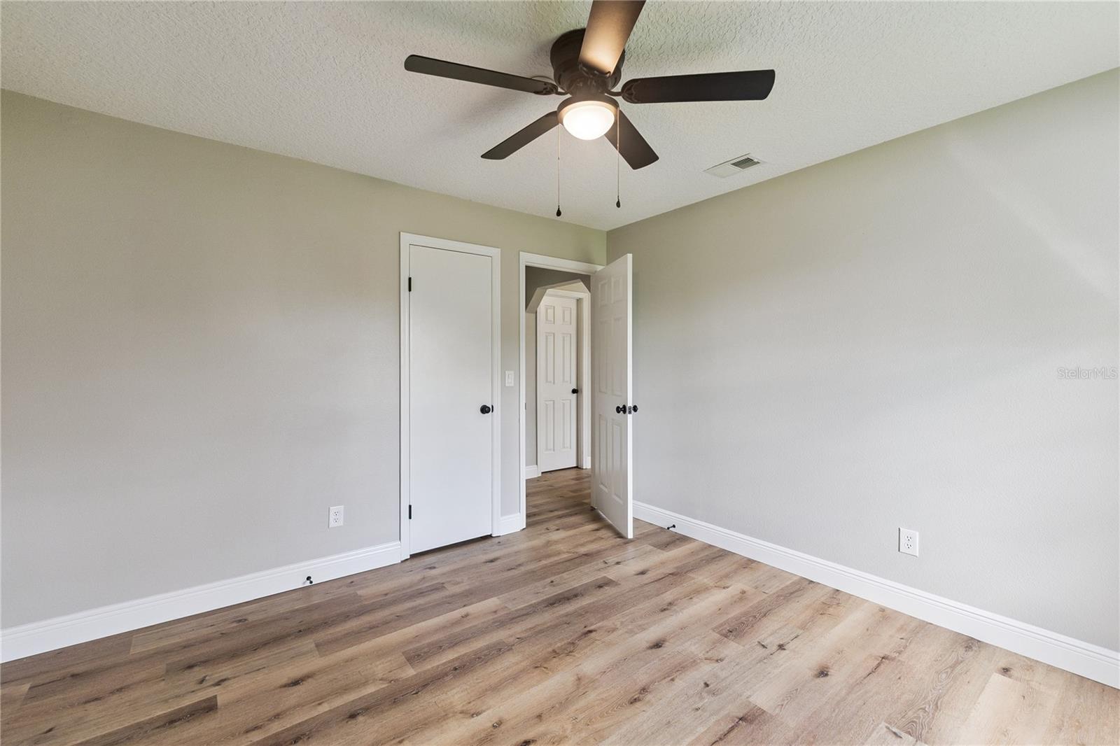 3211 Travelers Palm Dr Property Photo 21