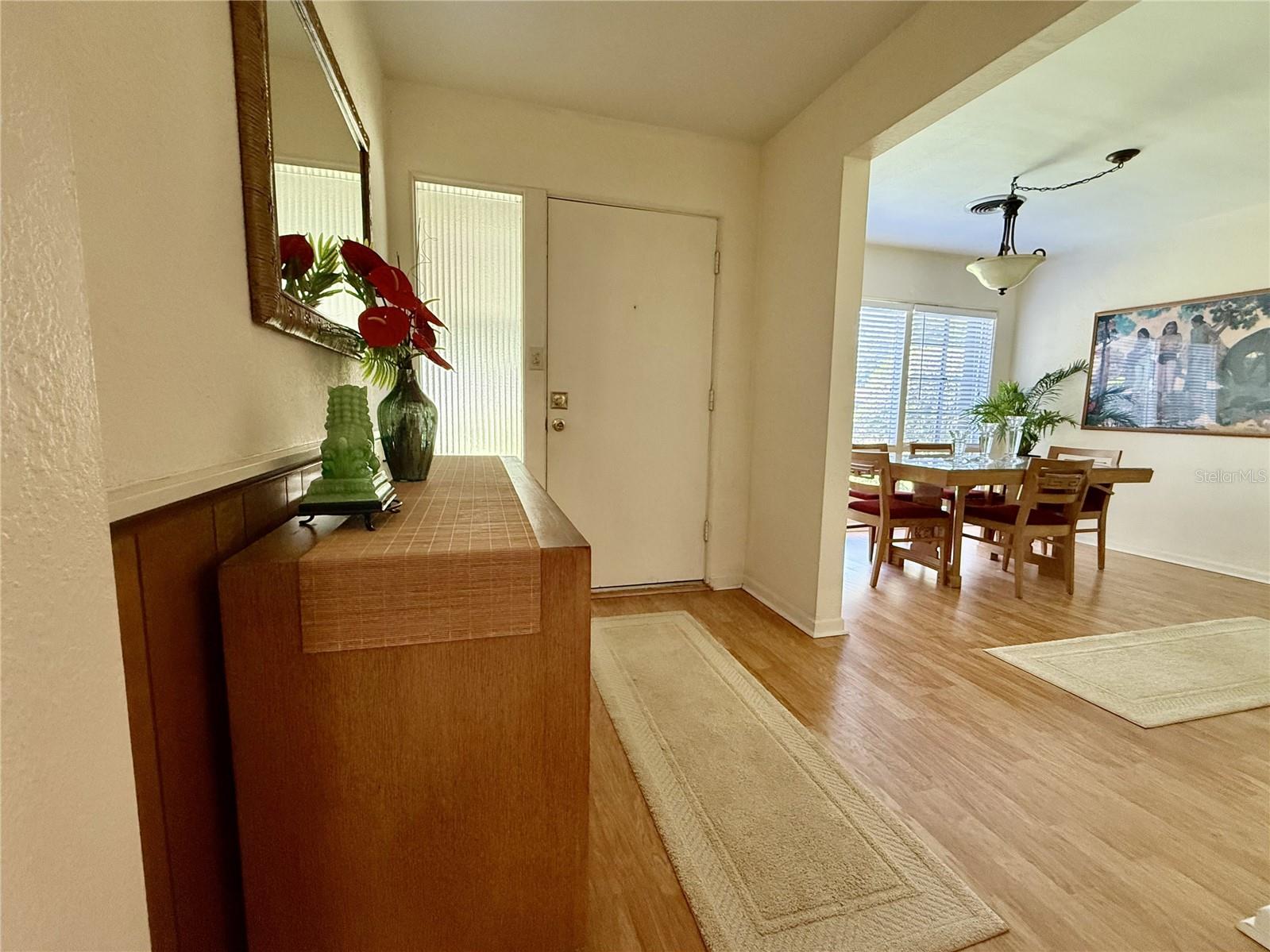 1818 Dover Rd Property Photo 4