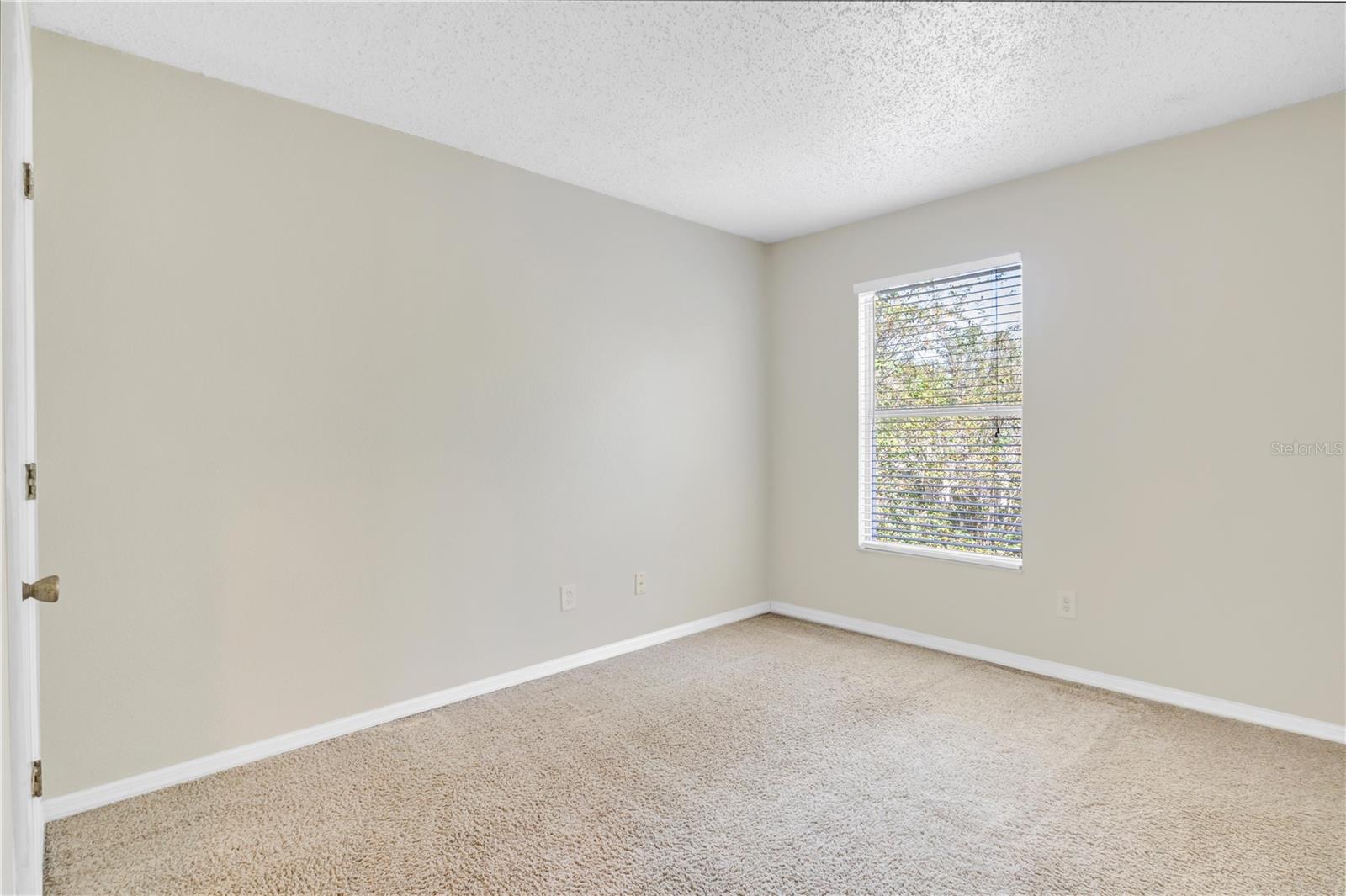 1018 Malcolm Ct Property Photo 16